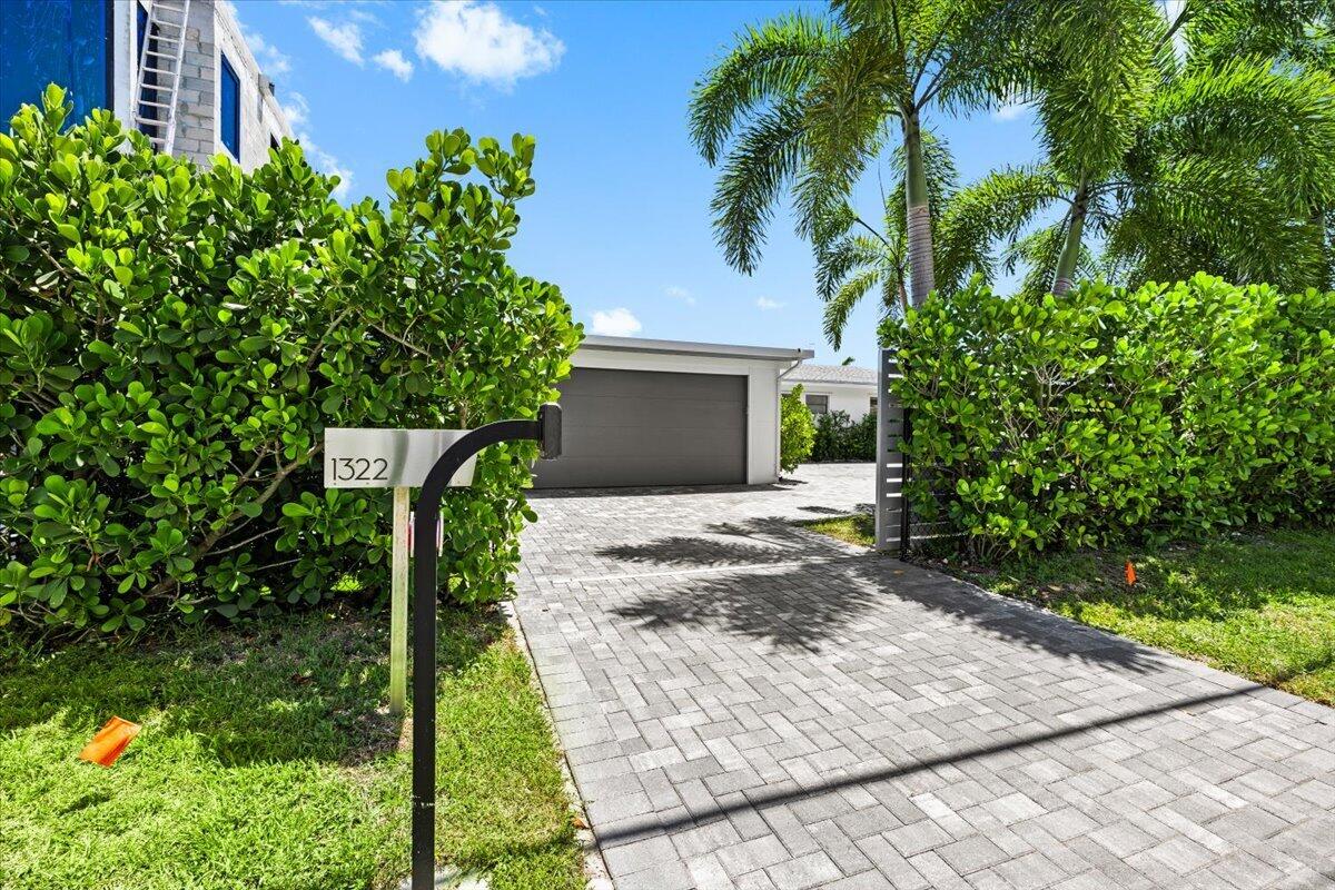 1322 Cordova Road Property Photo 4