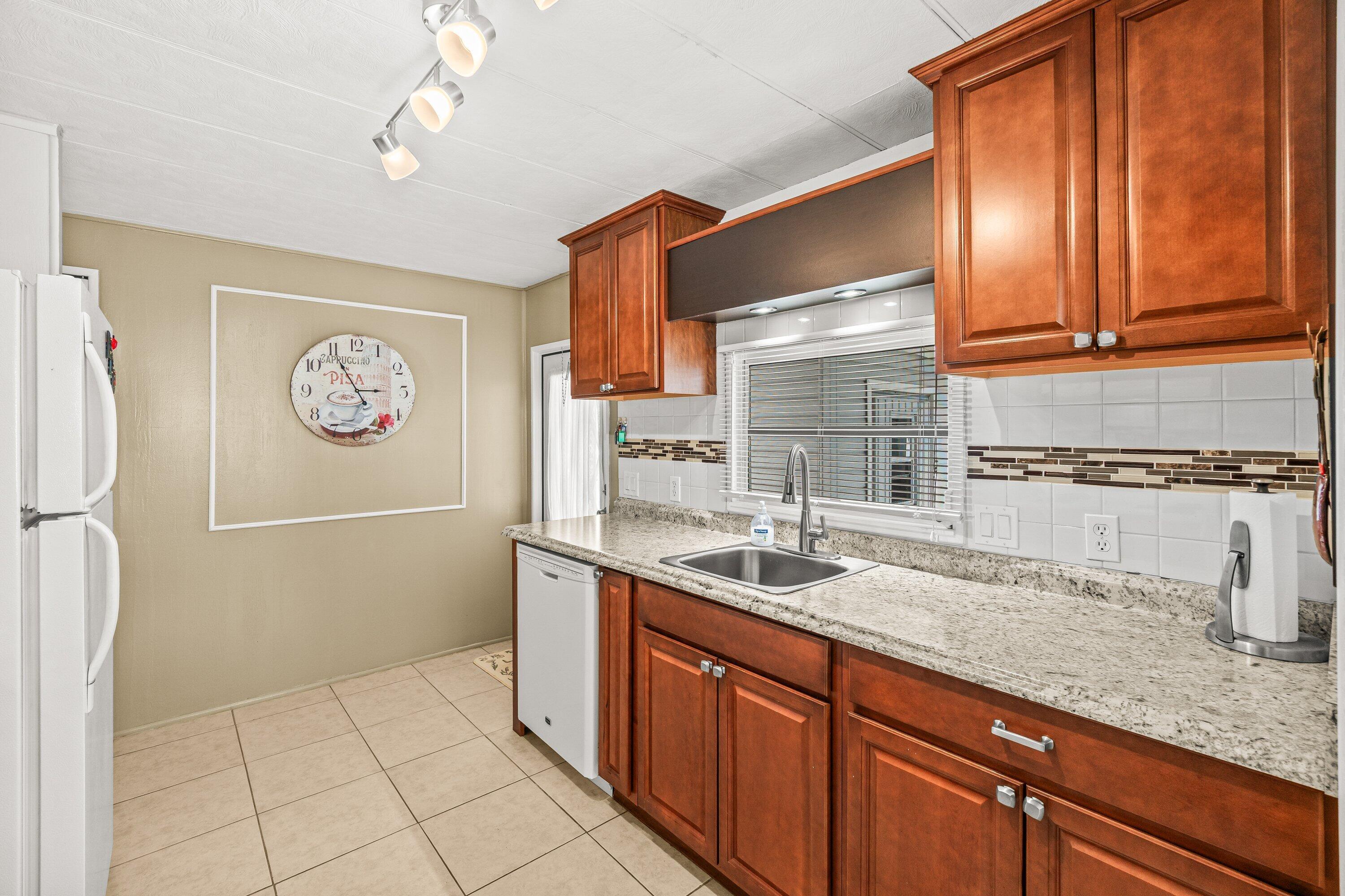 8350 E Club Road Property Photo 7
