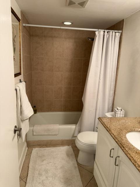 1723 Embassy Drive 103 Property Photo 10