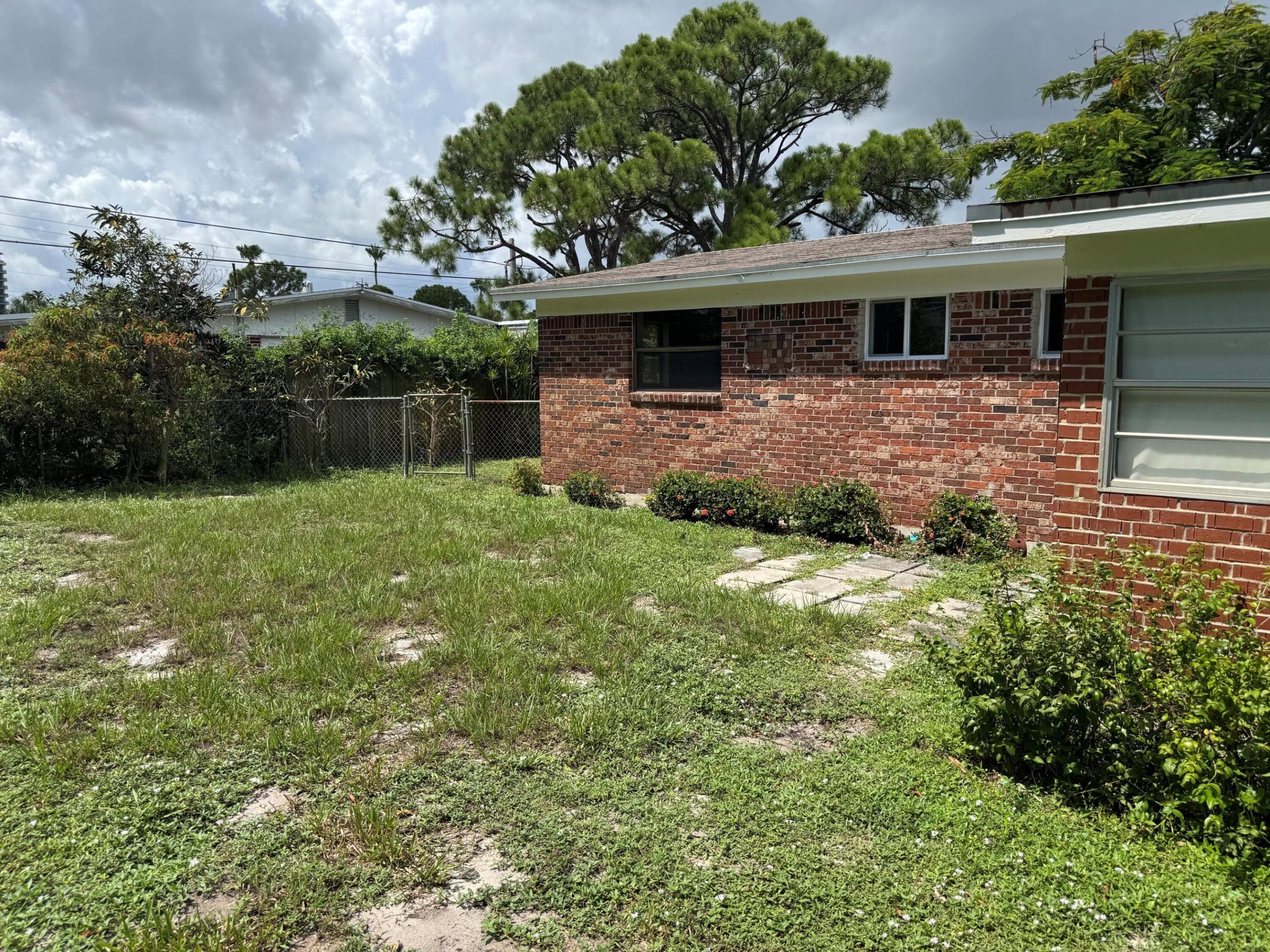 3651 Bahama Road Property Photo 3