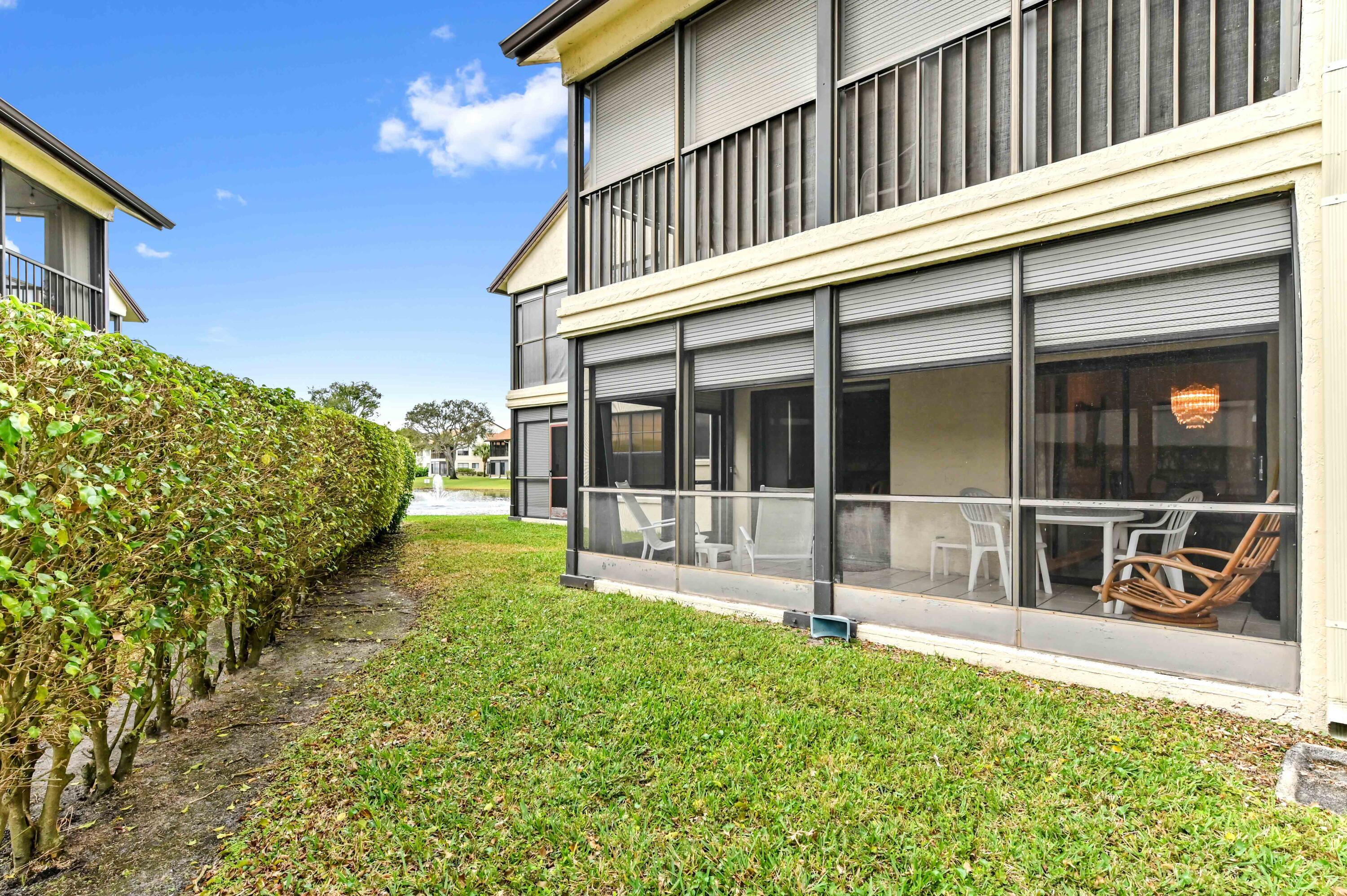 3385 Jog Park Drive Property Photo 24