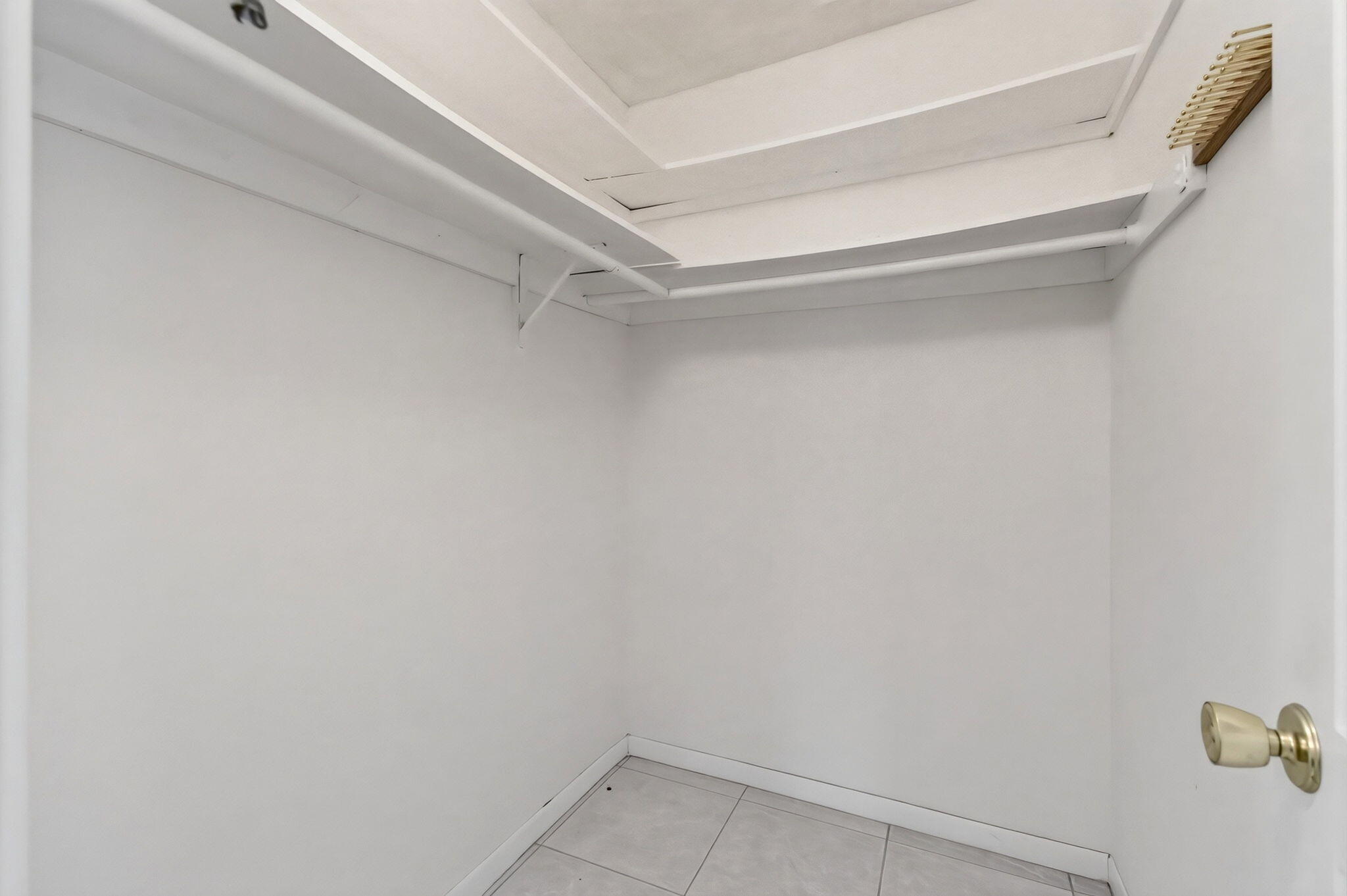 1057 E Circle Terrace Property Photo 18