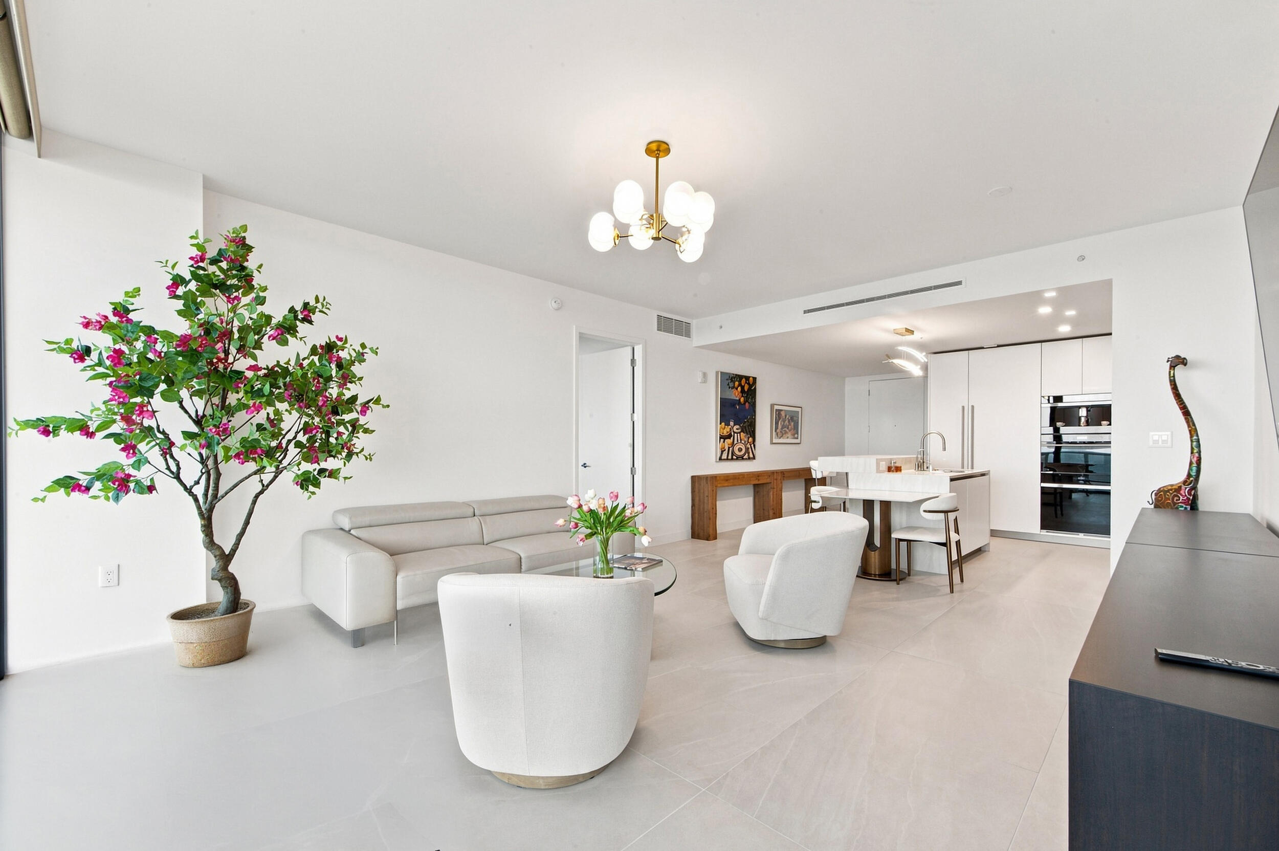 900 N Ocean Boulevard 705 Property Photo 2