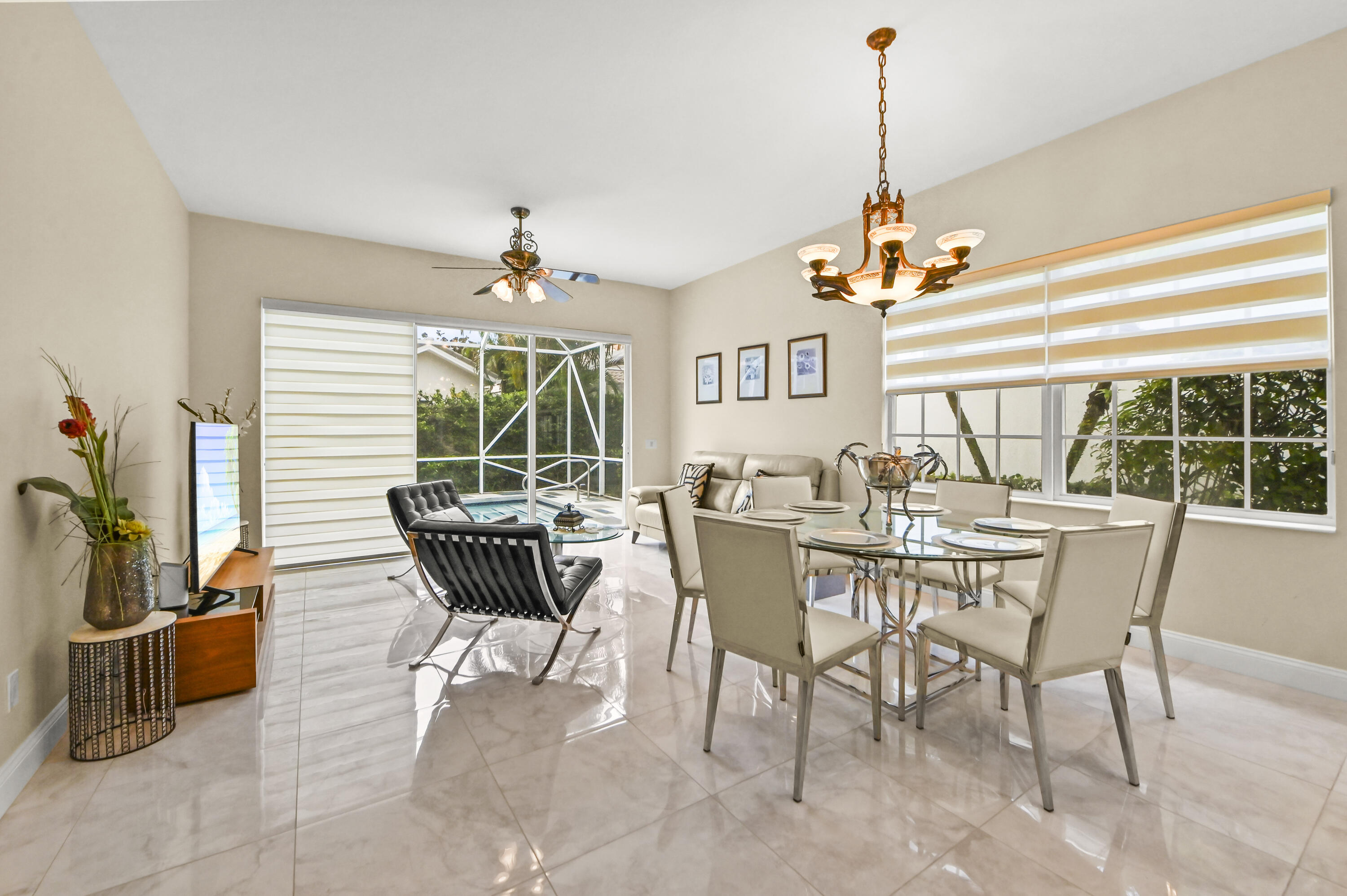 4785 Blossom Drive Property Photo 9