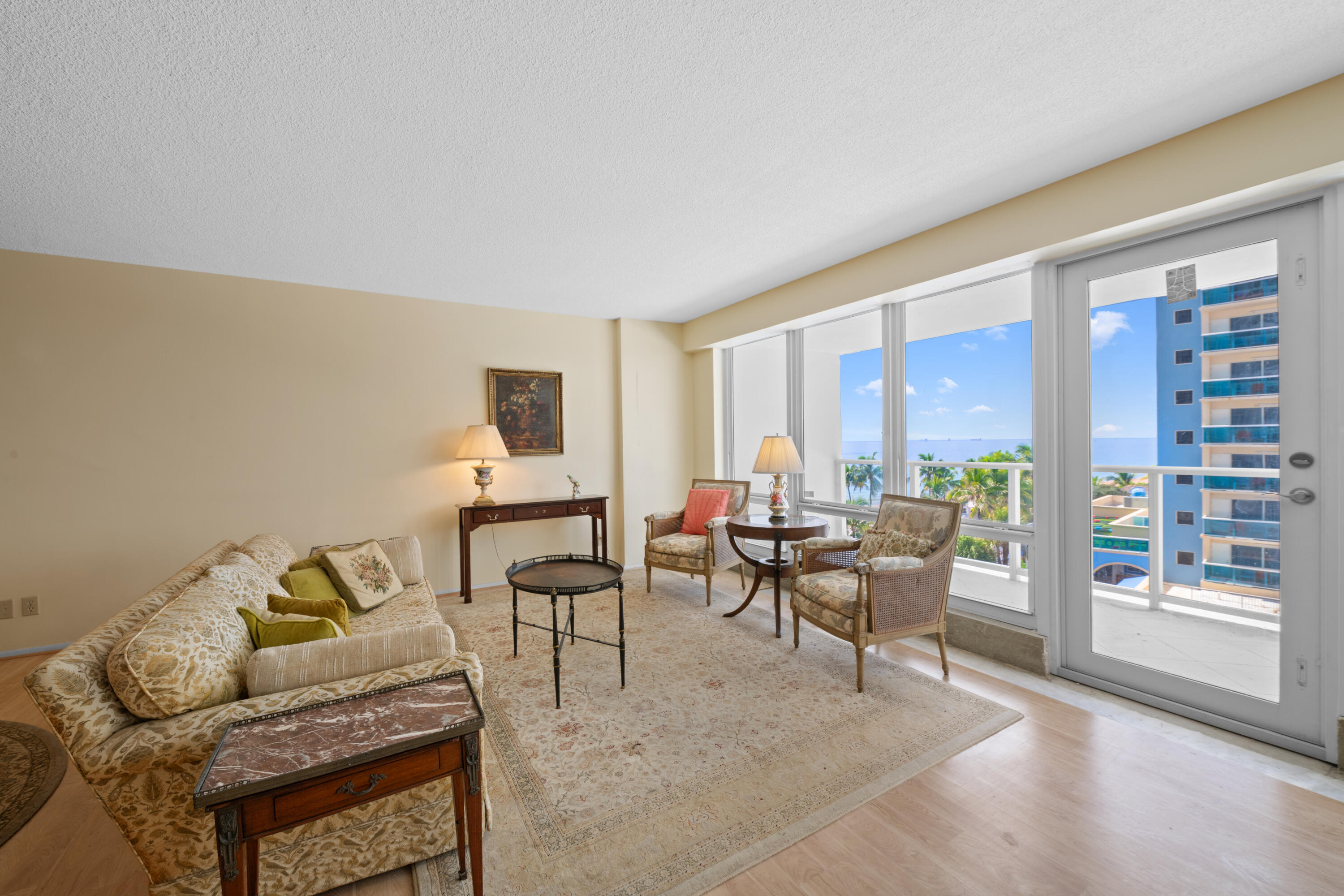 4100 Galt Ocean Drive 408 Property Photo 3
