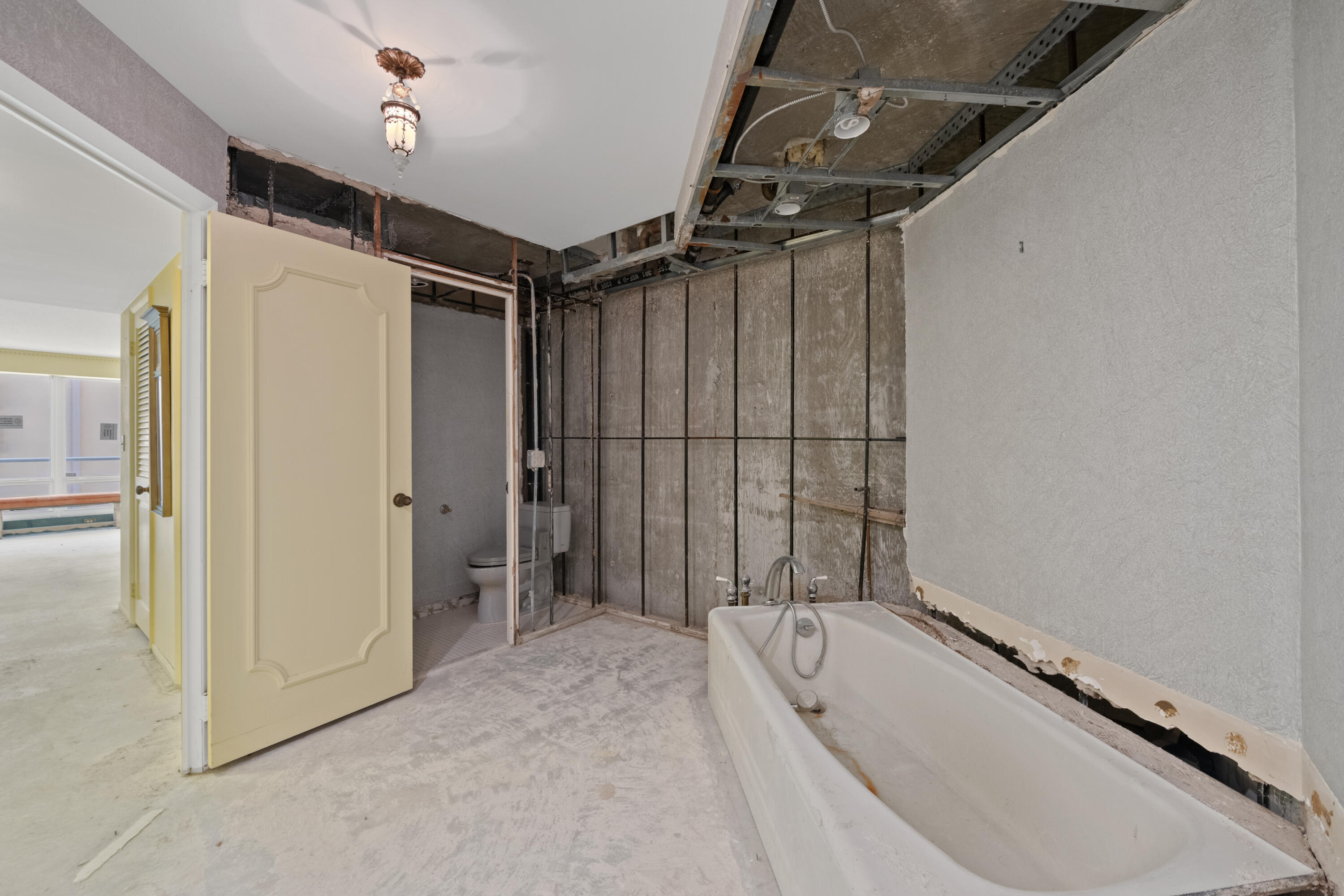 4100 Galt Ocean Drive 408 Property Photo 34