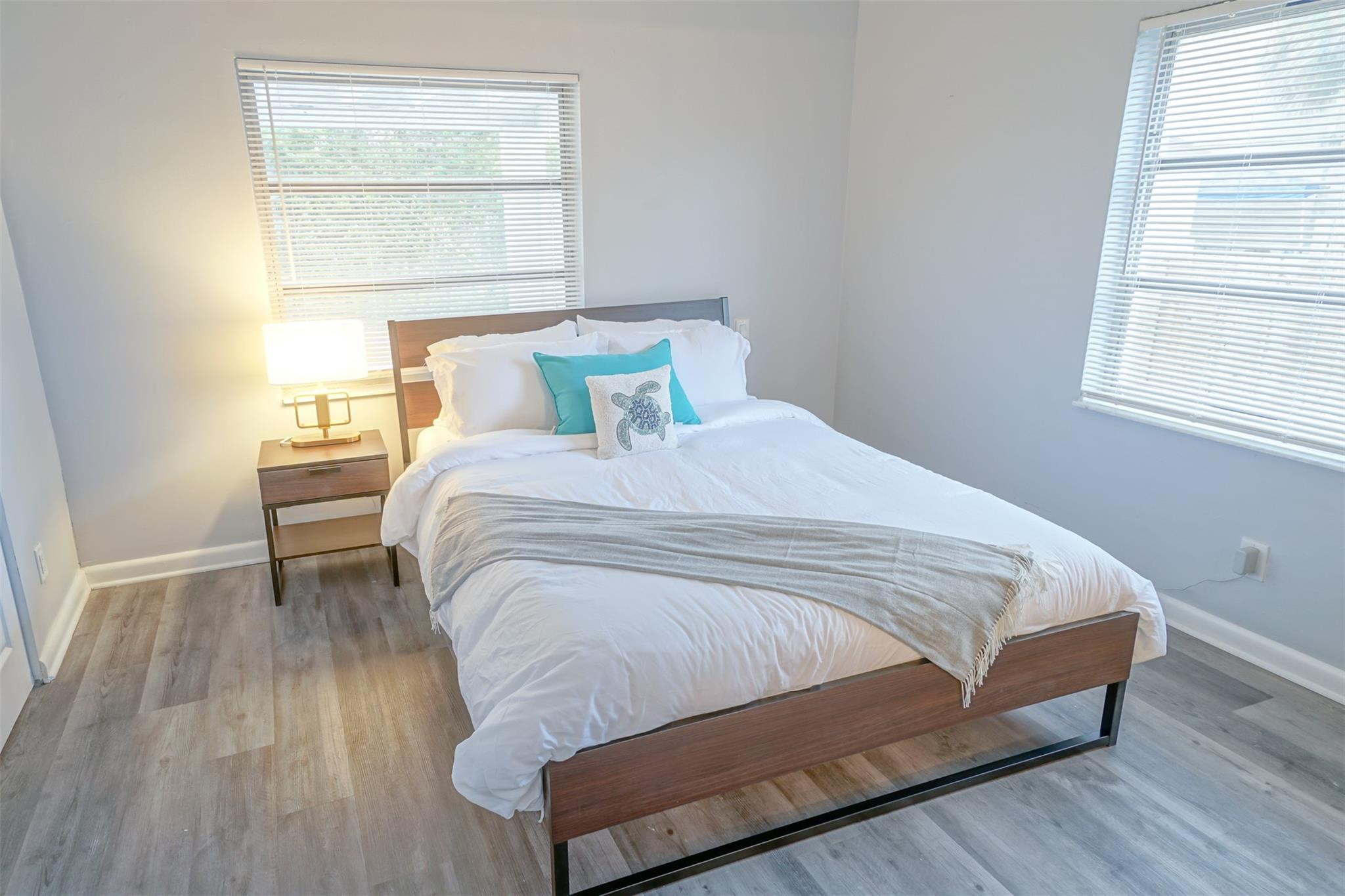 1102 Sunset Road Property Photo 11