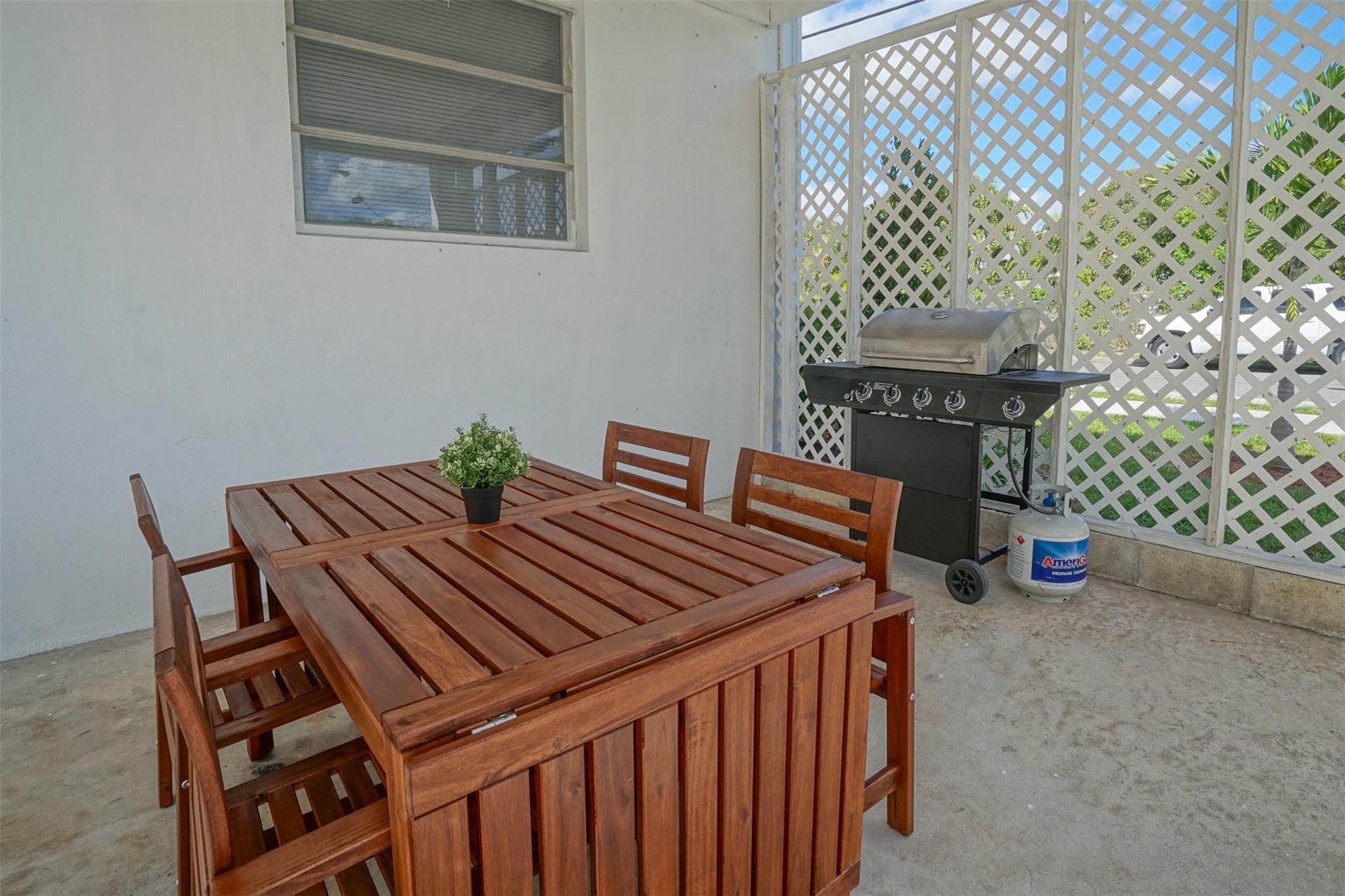 1102 Sunset Road Property Photo 22
