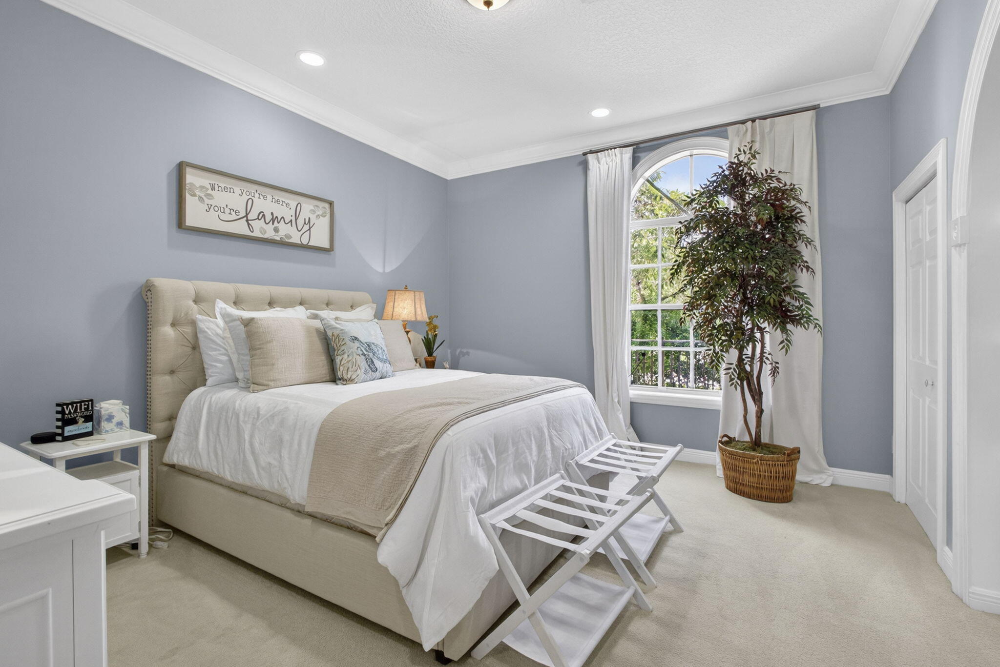 8704 Wendy Lane E Property Photo 18