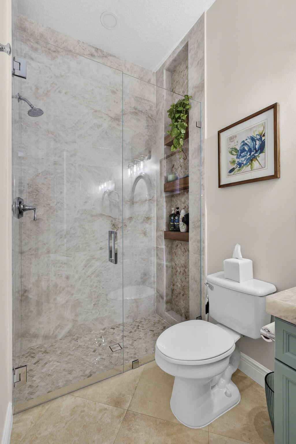 8704 Wendy Lane E Property Photo 23
