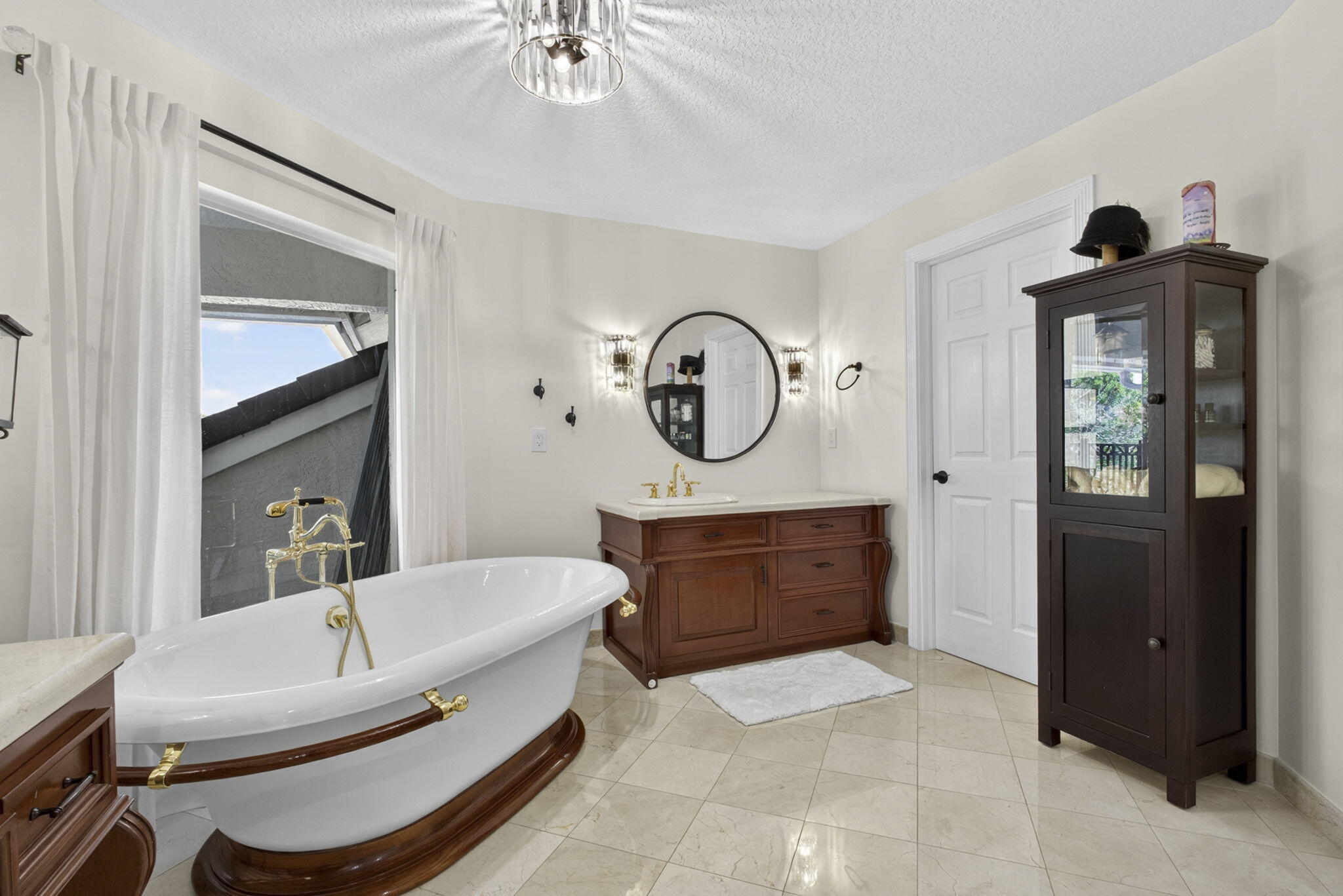 8704 Wendy Lane E Property Photo 51