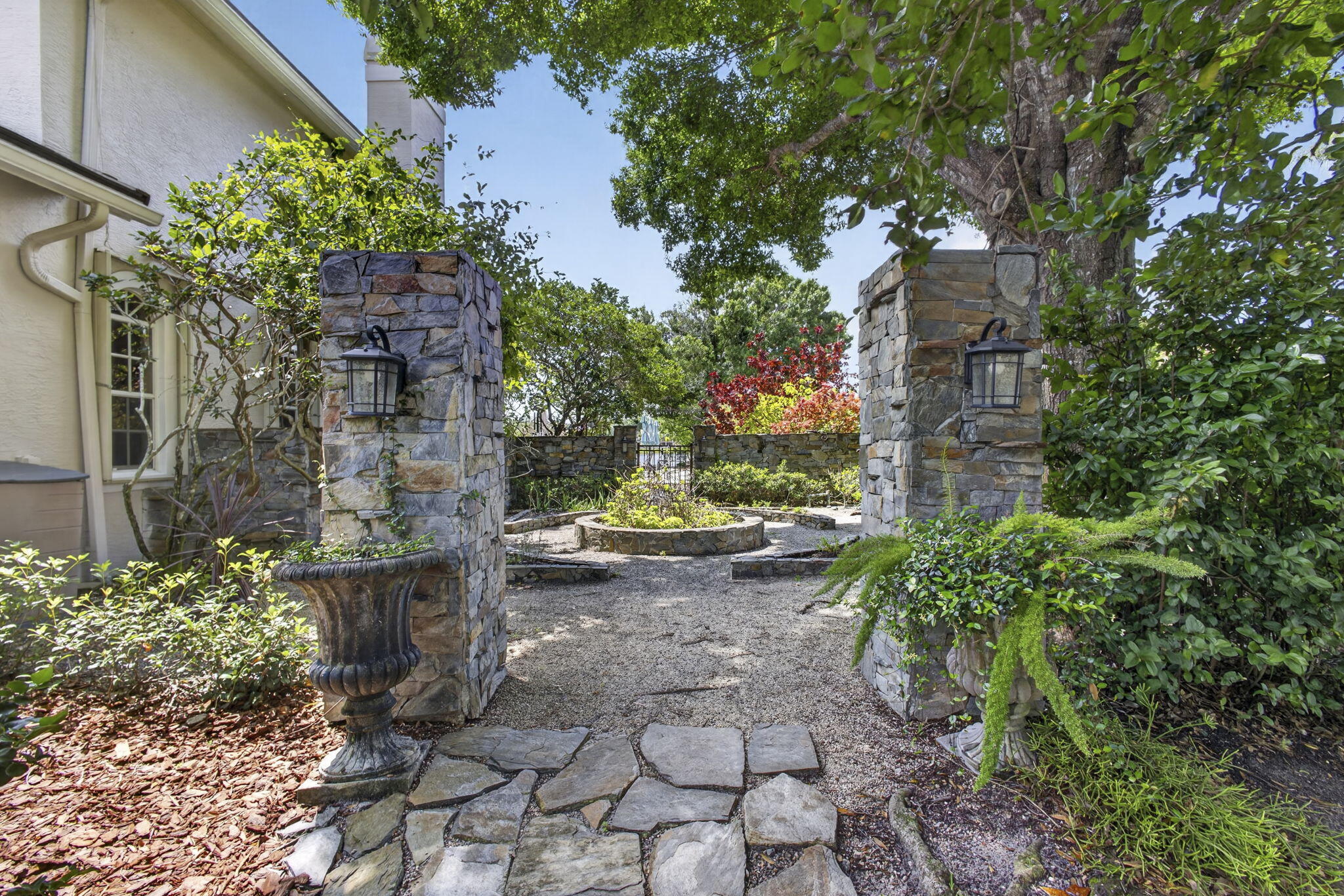 8704 Wendy Lane E Property Photo 93