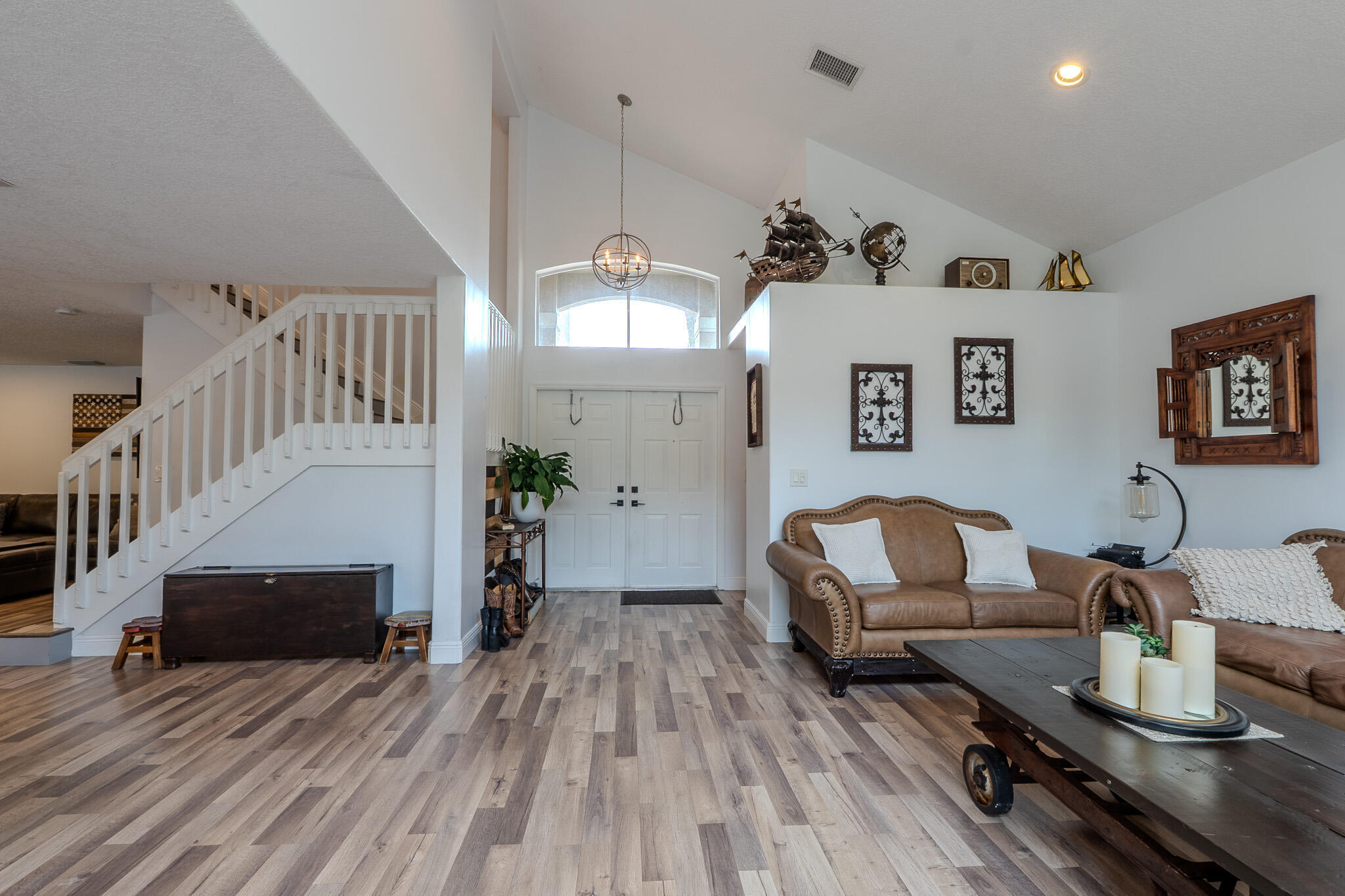 6359 Harbour Star Drive Property Photo 5
