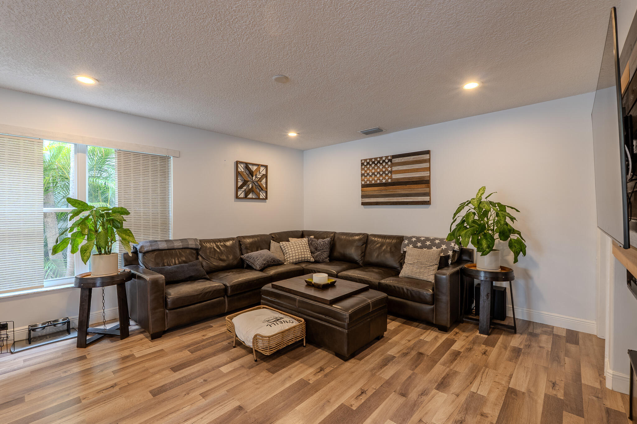 6359 Harbour Star Drive Property Photo 12