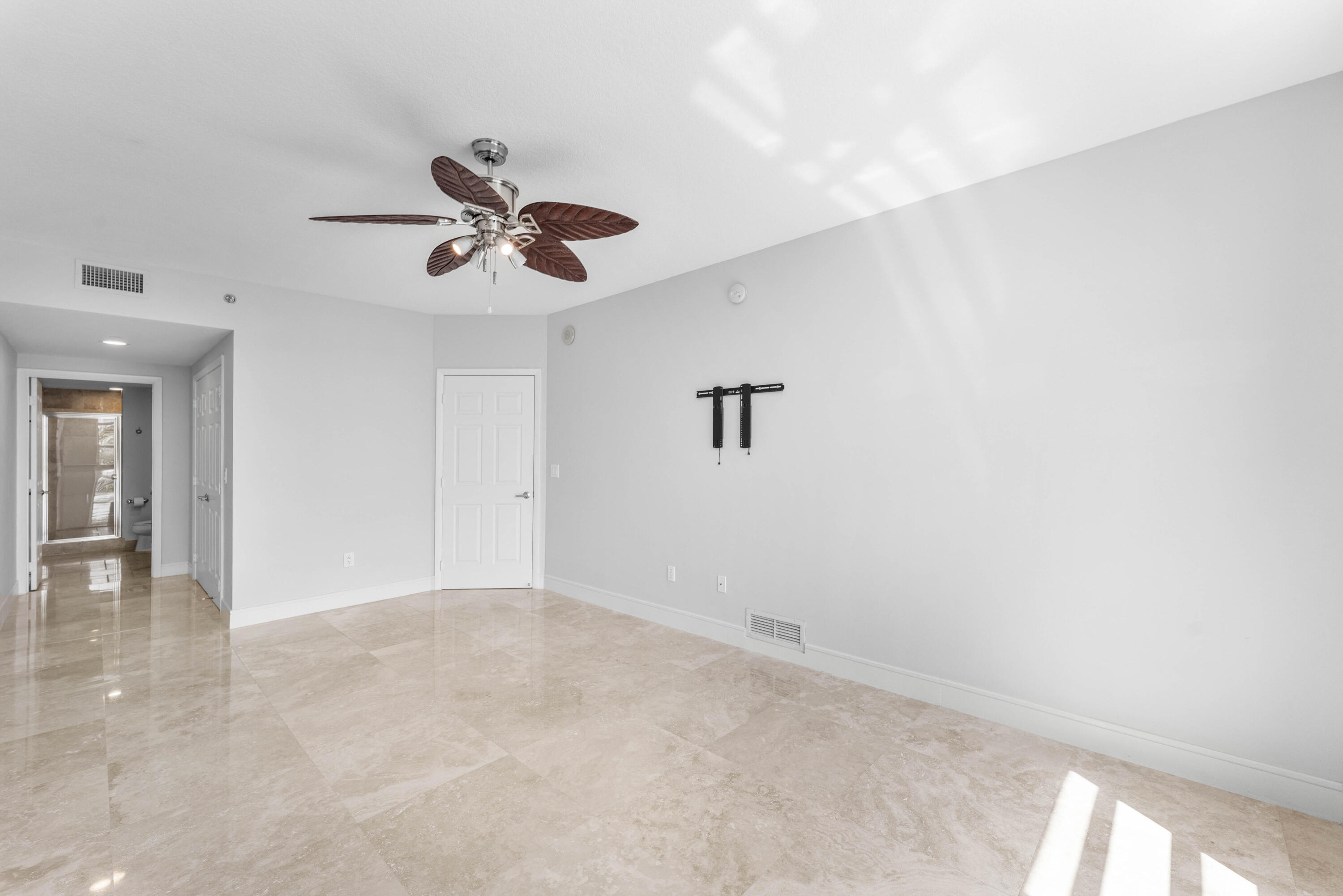 1819 Se 17th Street 708 Property Photo 32