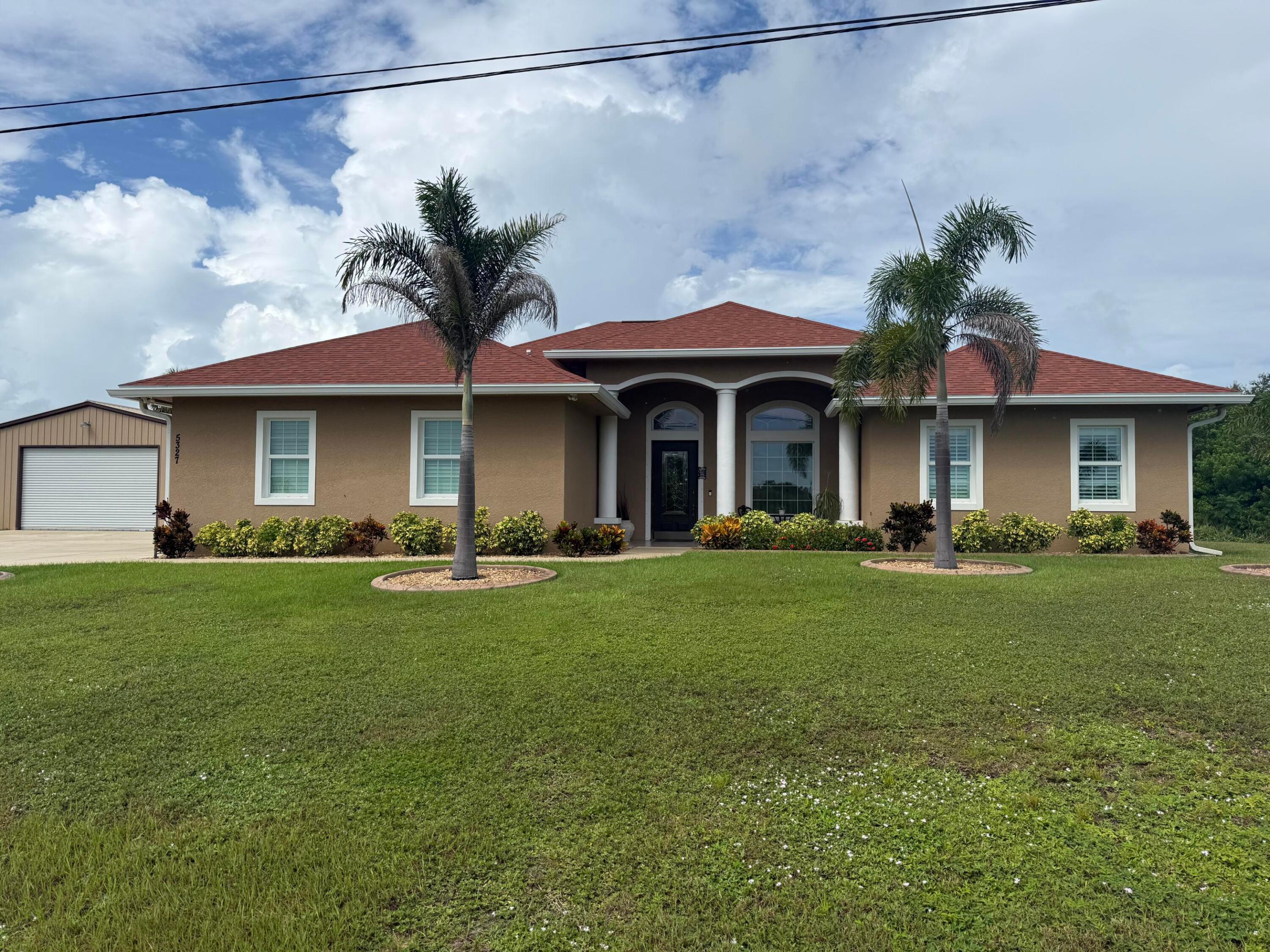5327 N Old Dixie Highway
