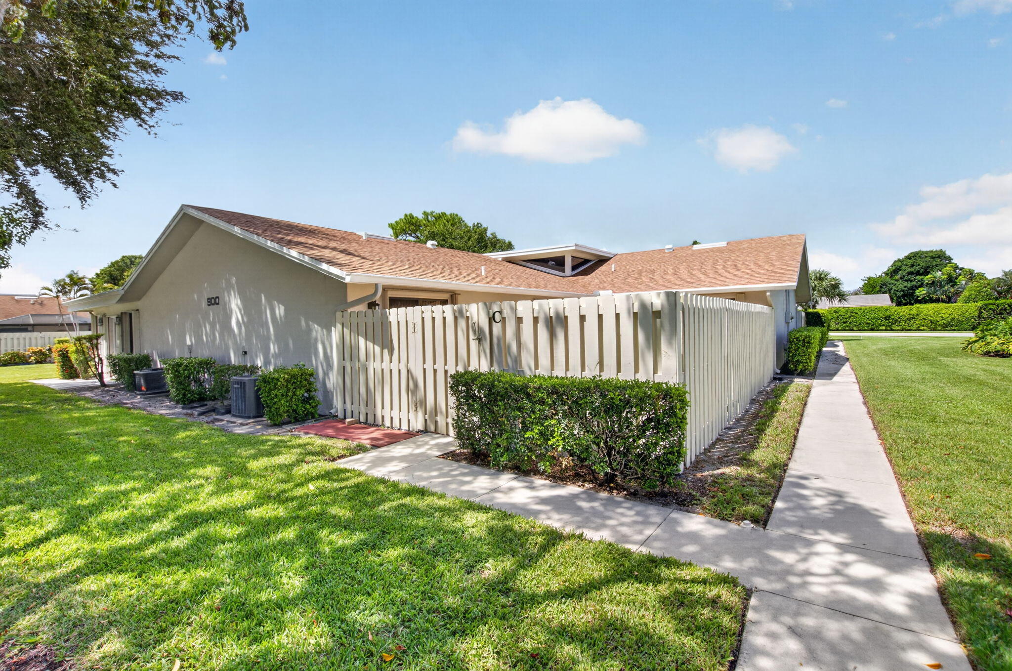 900 Nw 30th Avenue C Property Photo 18