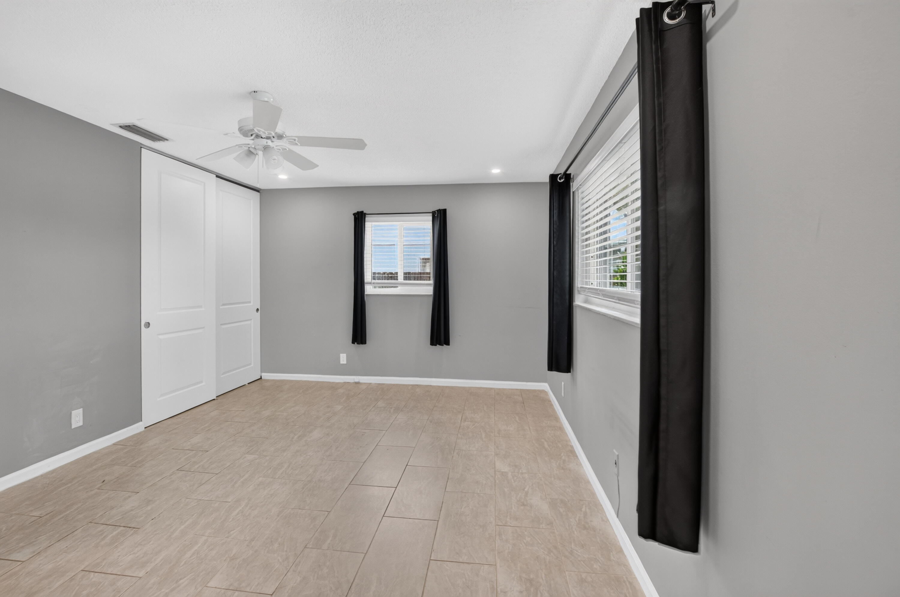 1023 Sw 25th Place Property Photo 31