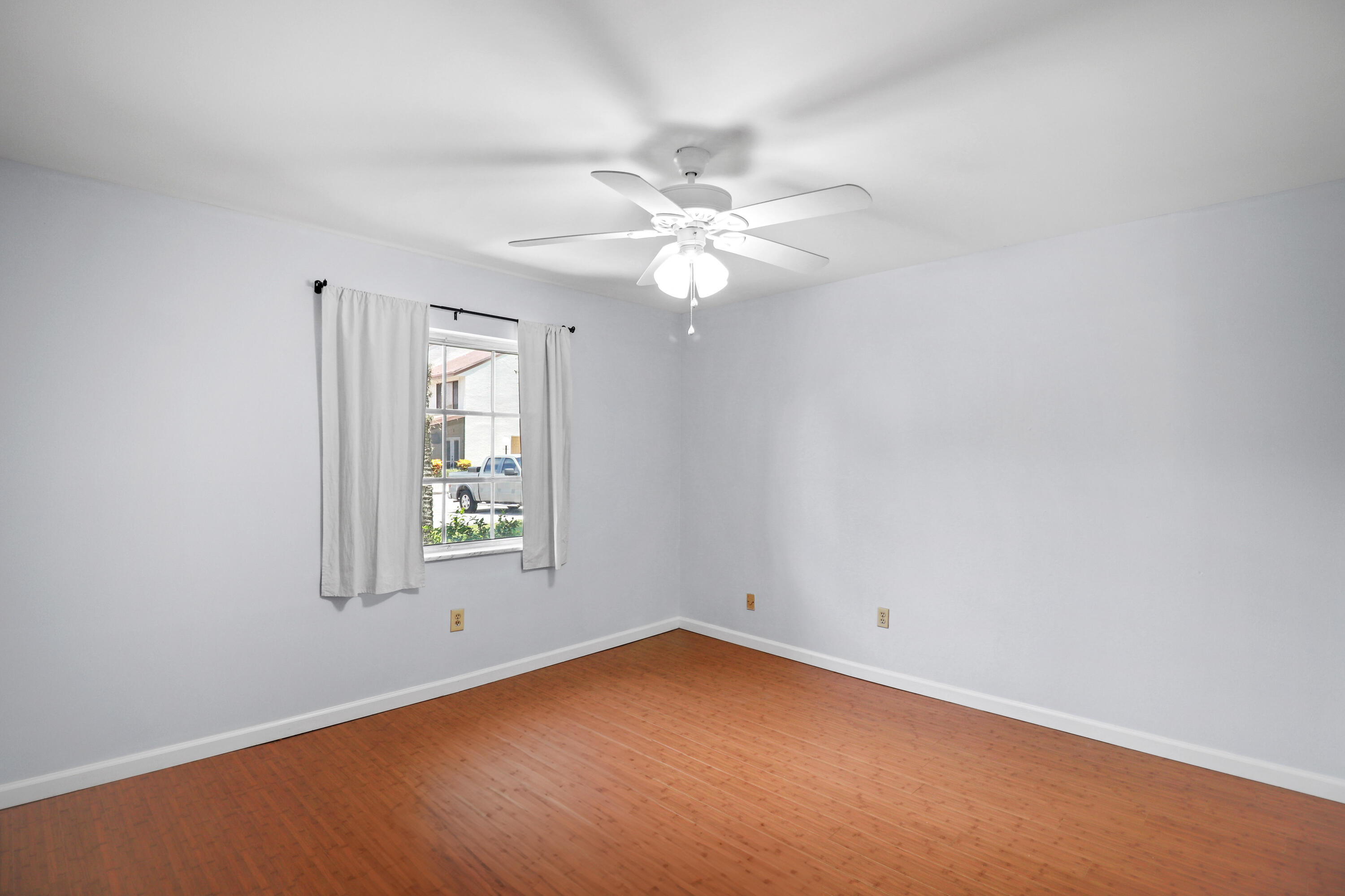 950 S Kanner Highway D5 Property Photo 13