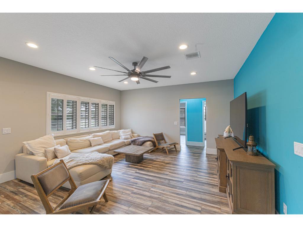10611 Pine Needle Drive Property Photo 17