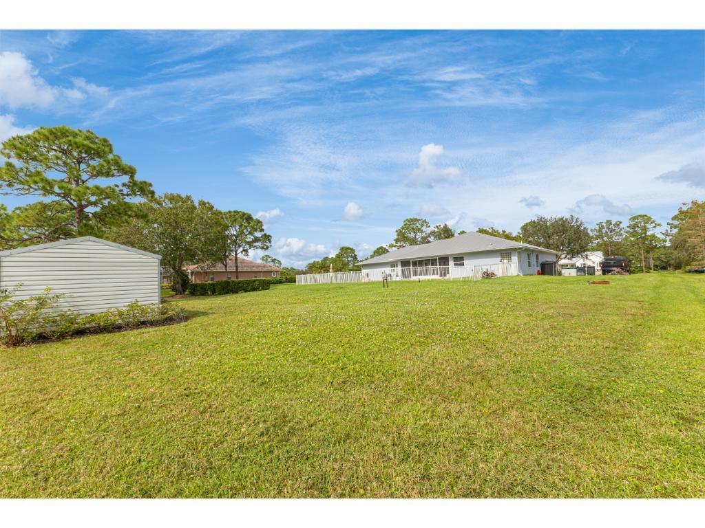 10611 Pine Needle Drive Property Photo 24
