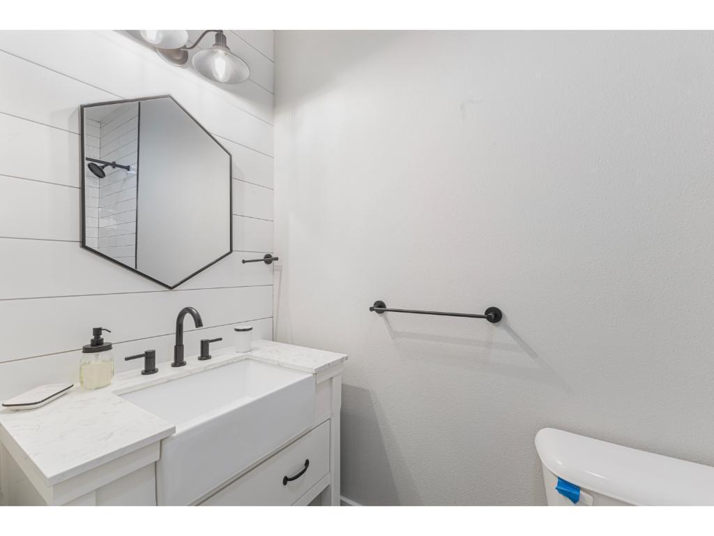 10611 Pine Needle Drive Property Photo 32