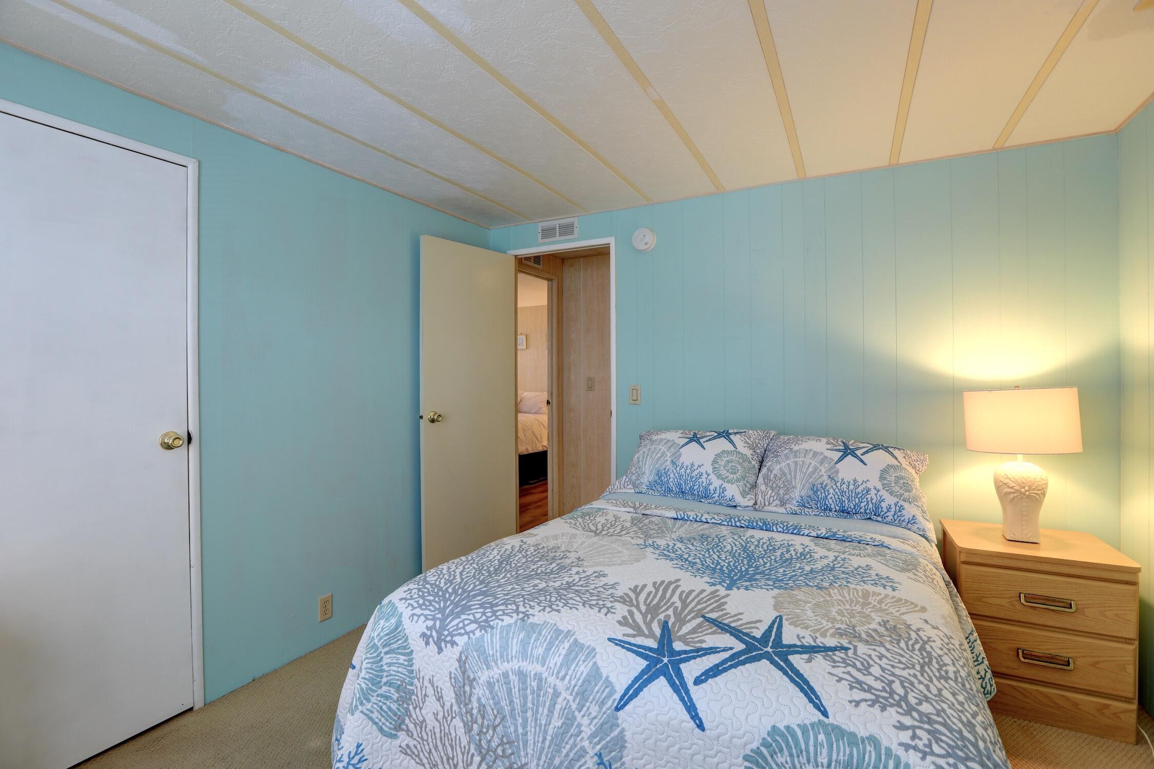705 Hyacinth Circle Property Photo 16