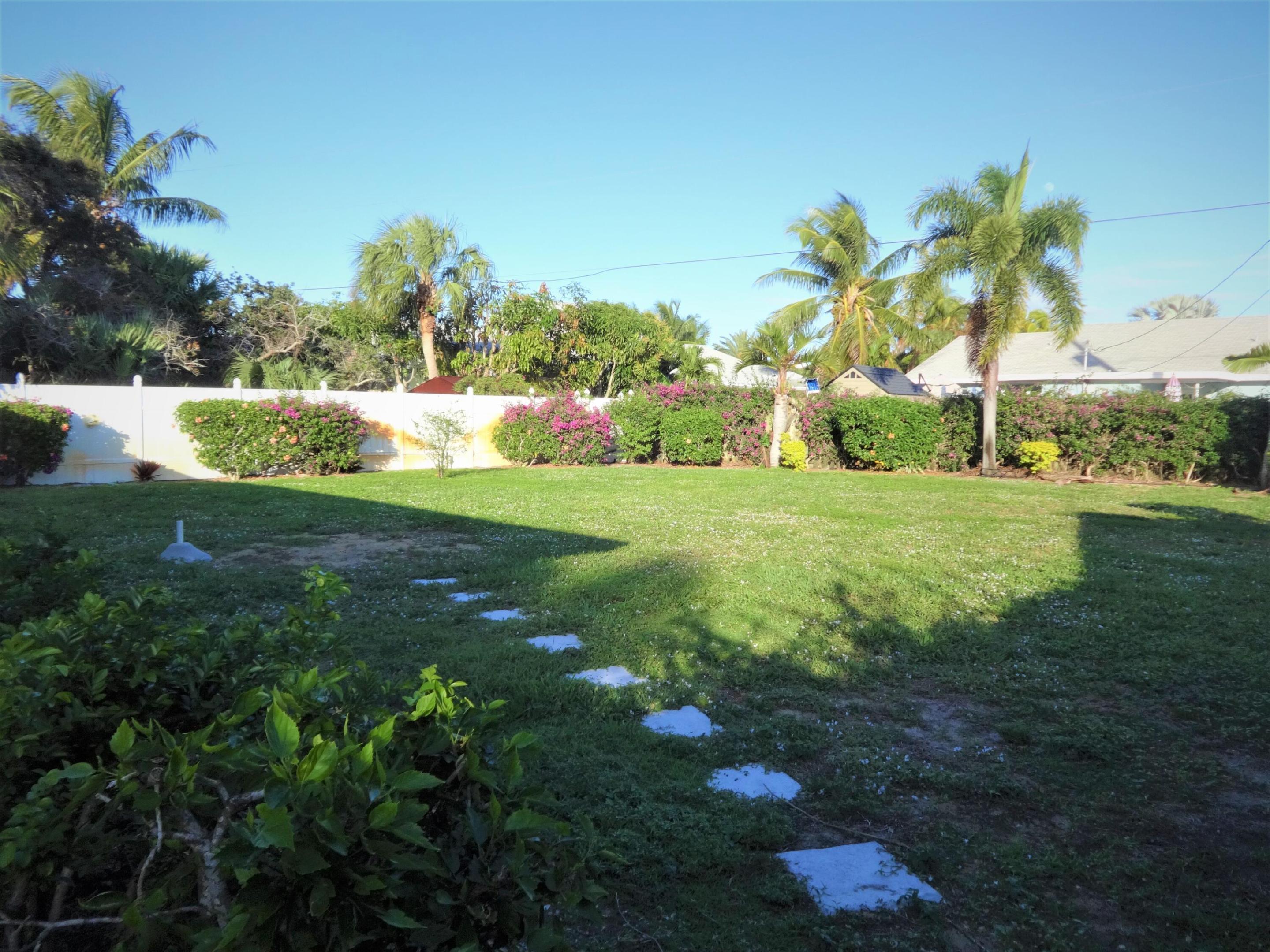 13868 Cocoanut Avenue Property Photo 12