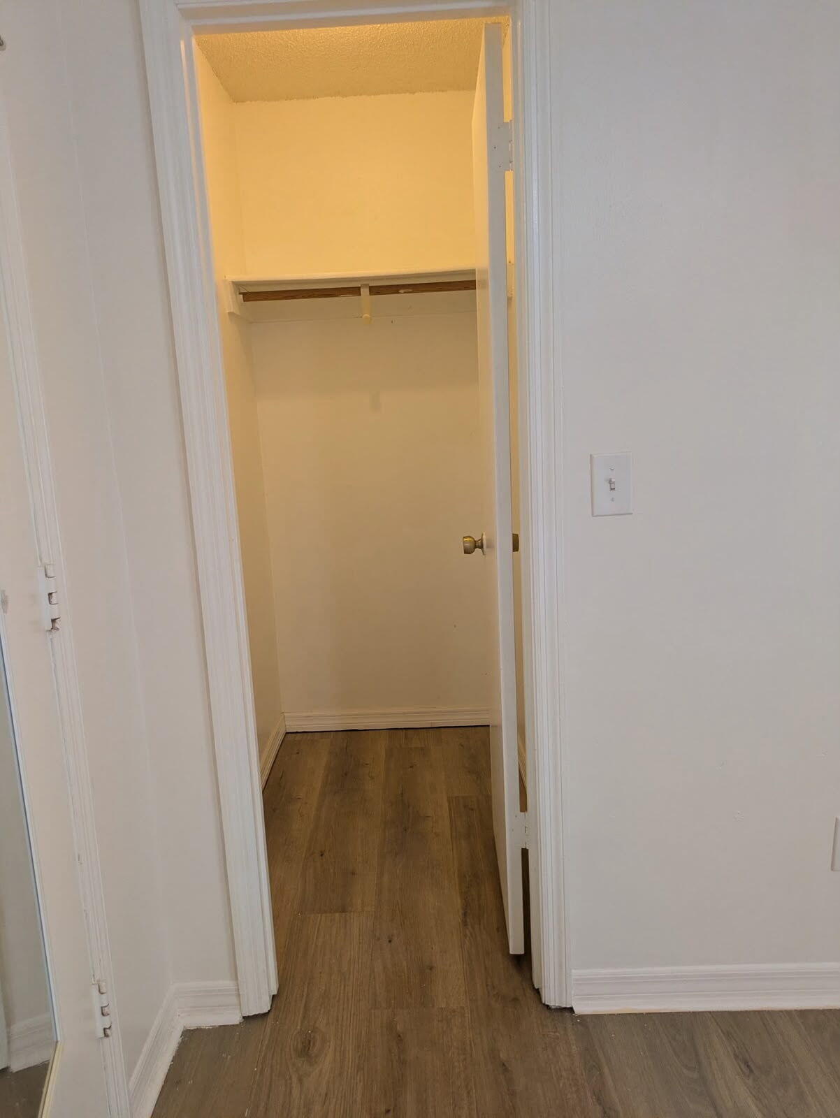 7402 Lakeland Boulevard Property Photo 20