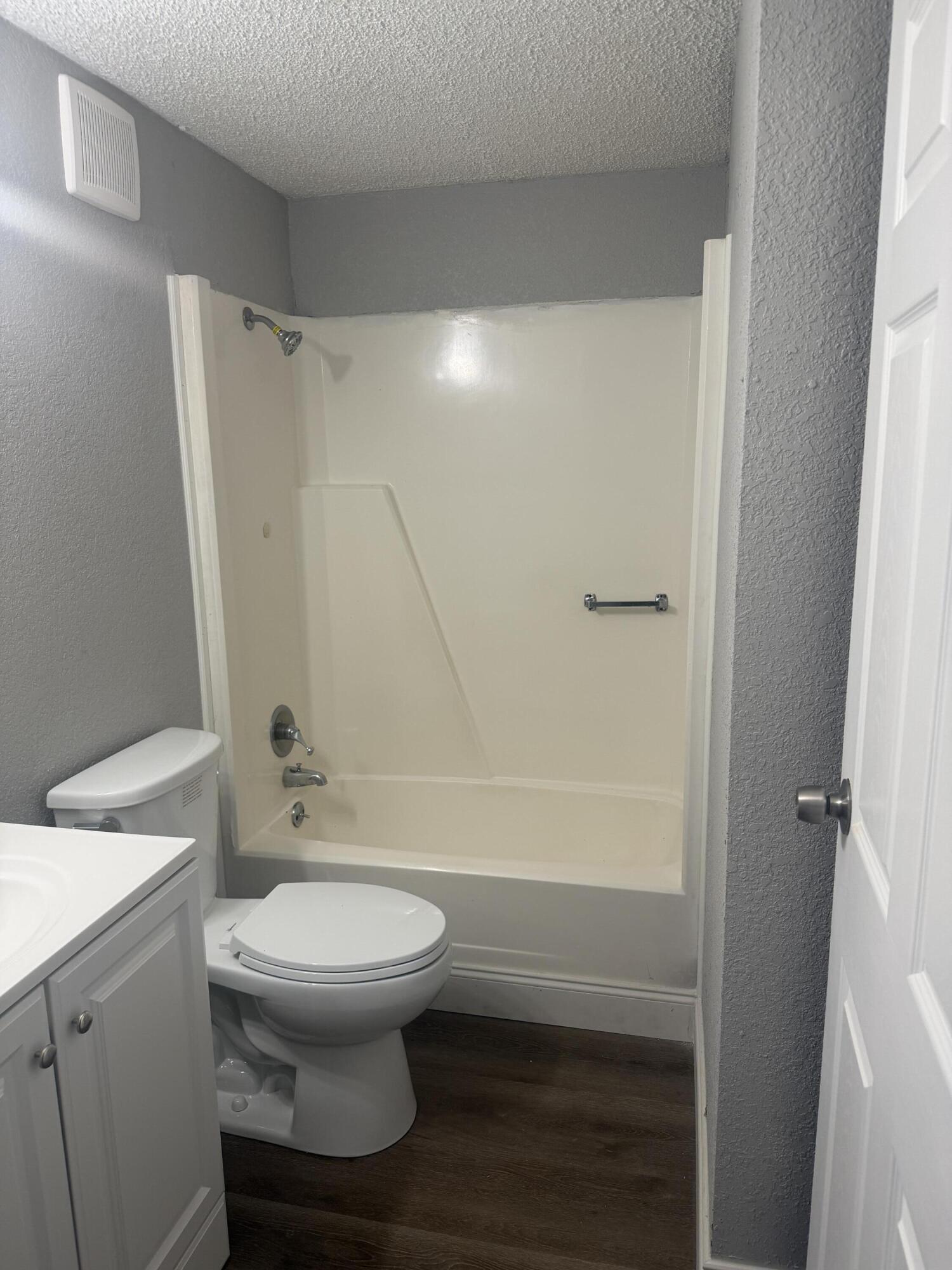 5063 Elmhurst Road 2 Property Photo 8