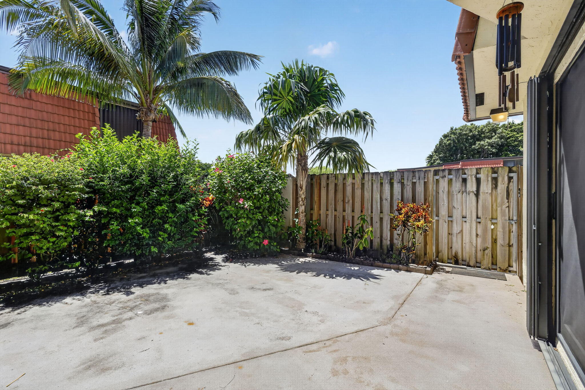 3659 Victoria Drive Property Photo 30