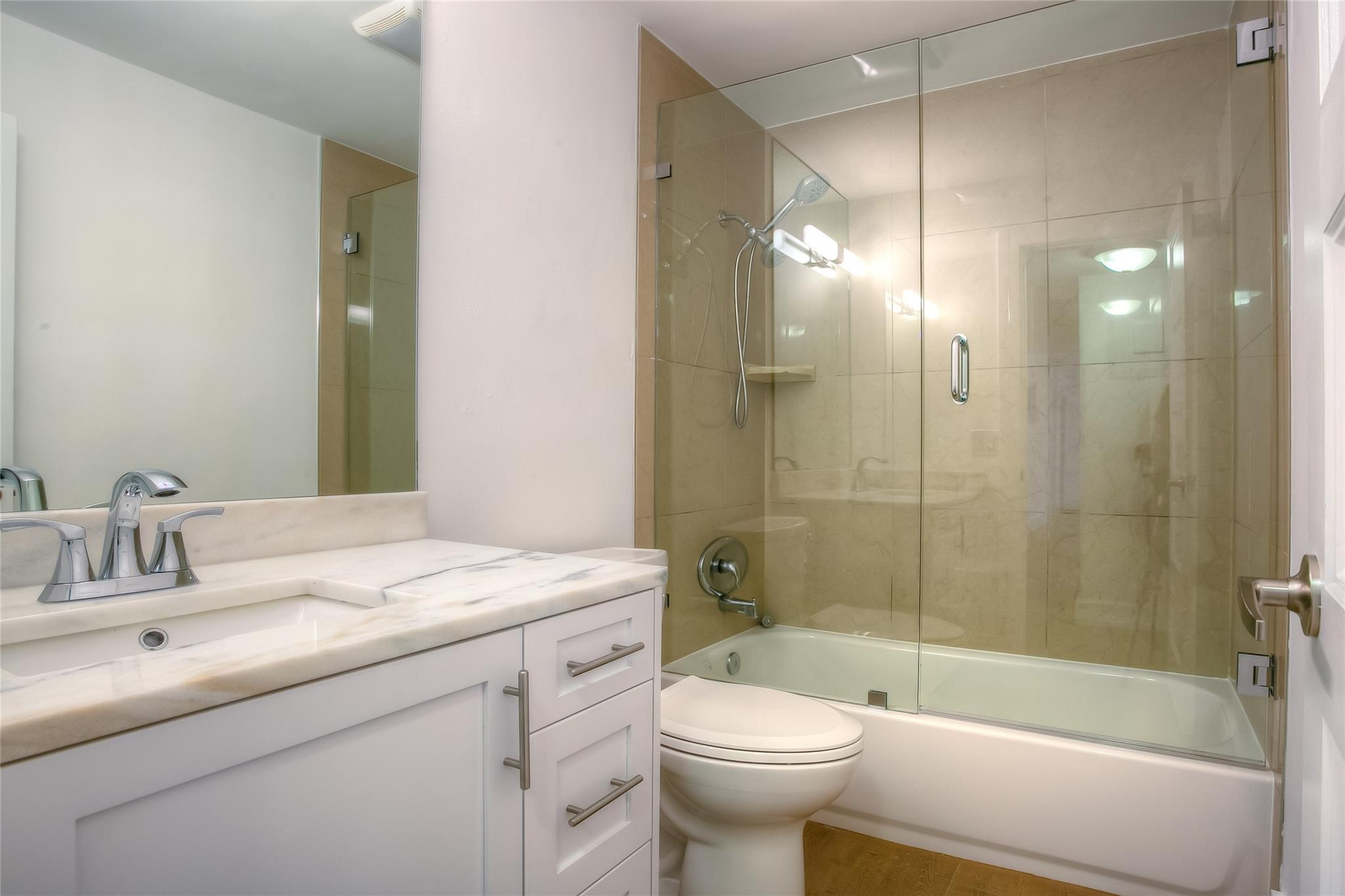 530 S Federal Highway 14 Property Photo 10