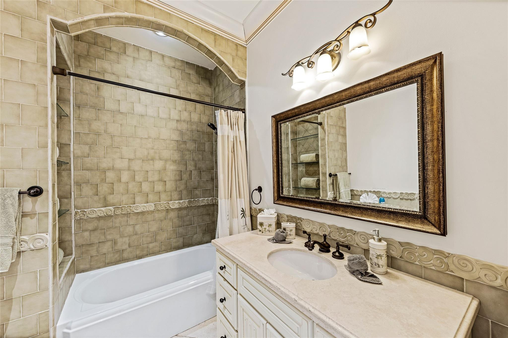 42 Nurmi Drive Property Photo 20