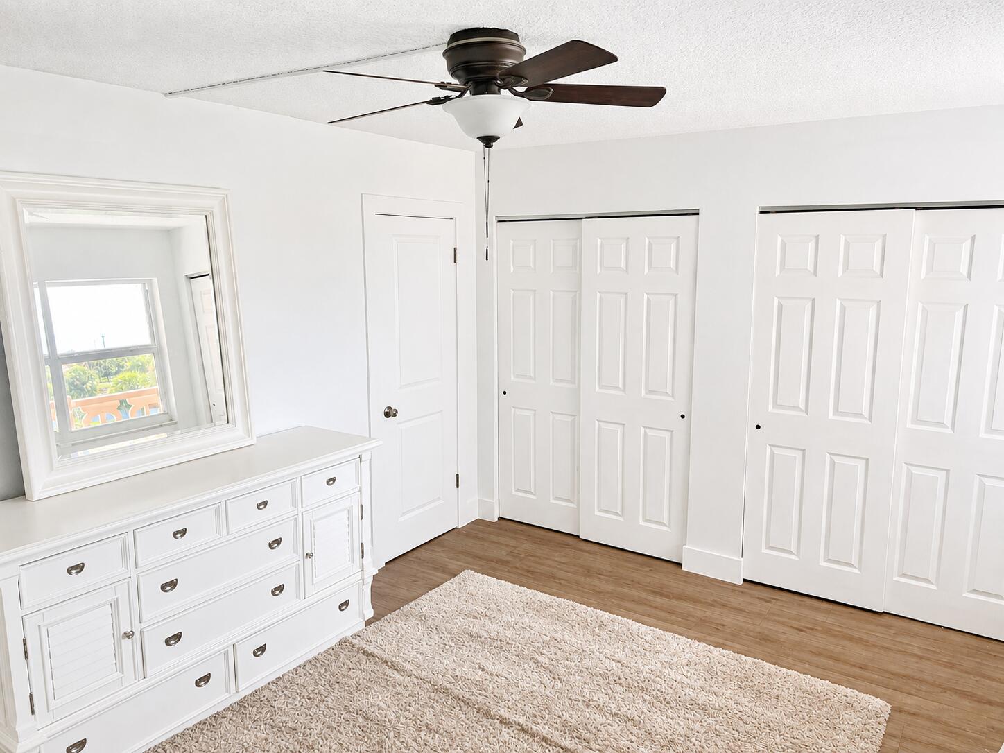 308 Golfview Road 405 Property Photo 9