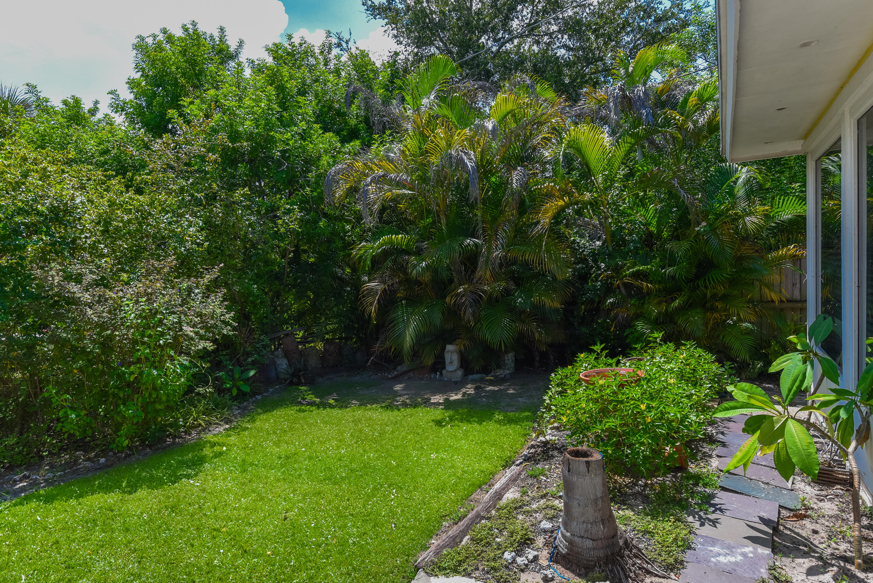 1076 Ne Banyan Tree Drive Property Photo 20