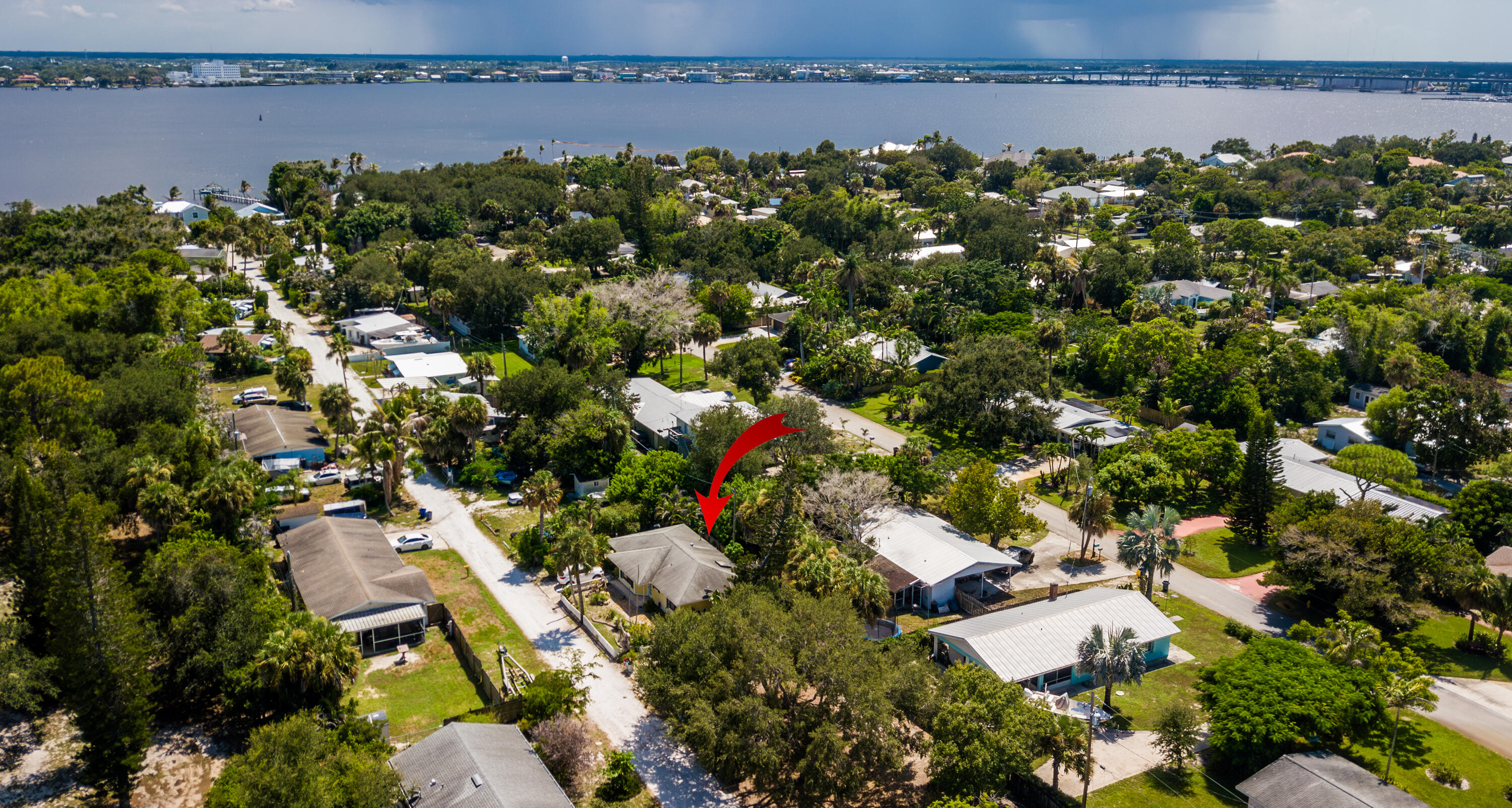 1076 Ne Banyan Tree Drive Property Photo 29