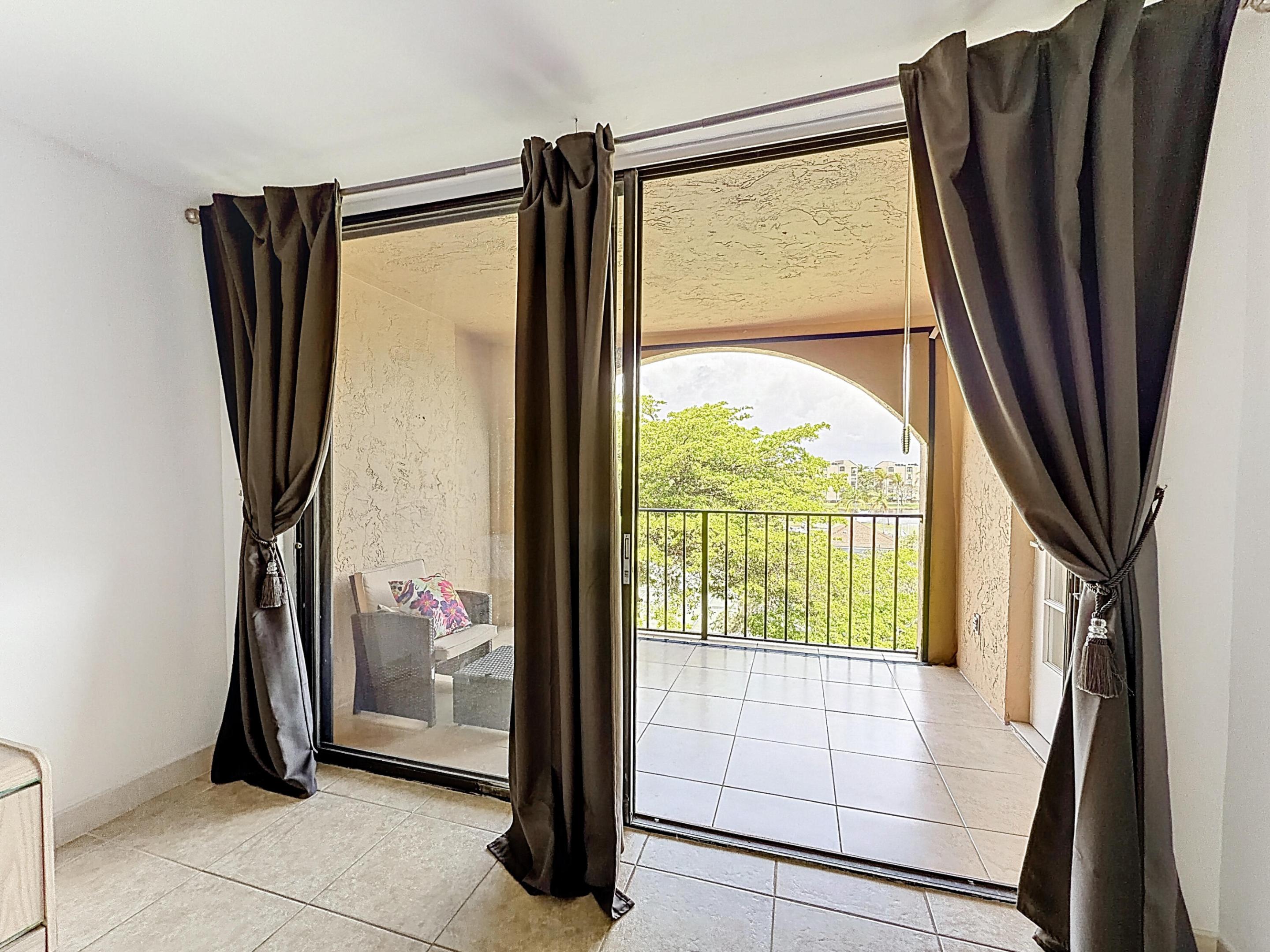 755 Dotterel Road 1411 Property Photo 16