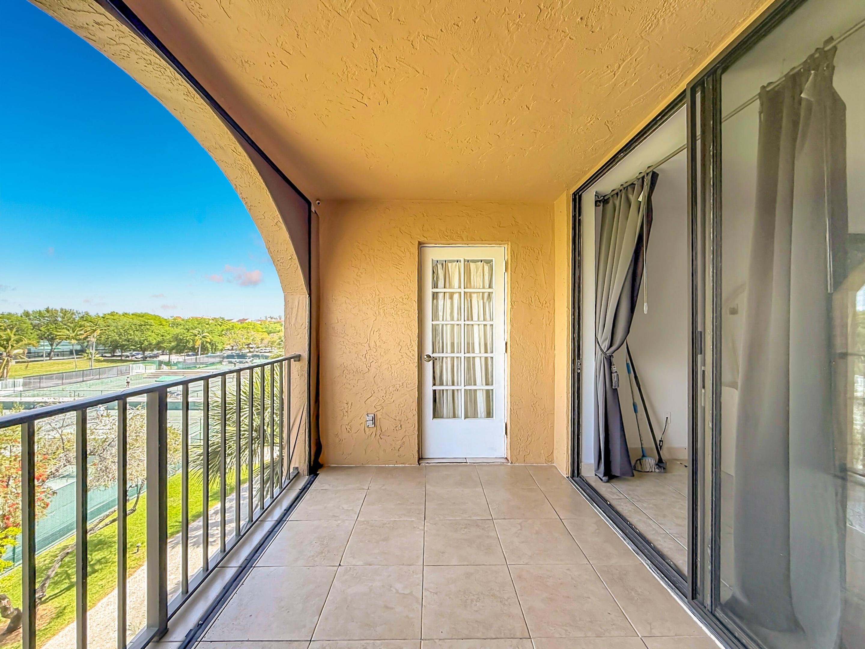 755 Dotterel Road 1411 Property Photo 19
