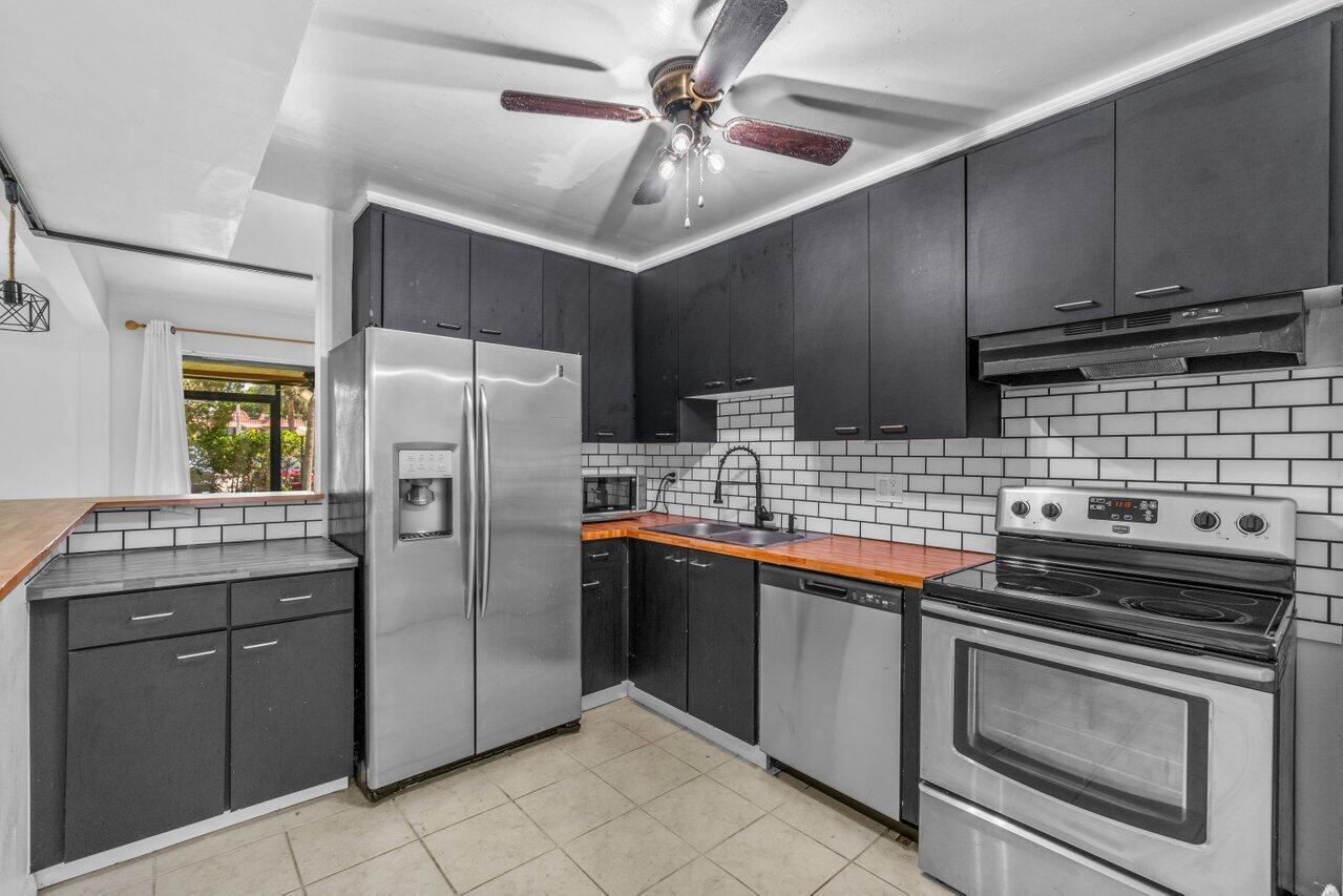 1149 Nw 13th Street 5 Property Photo 1