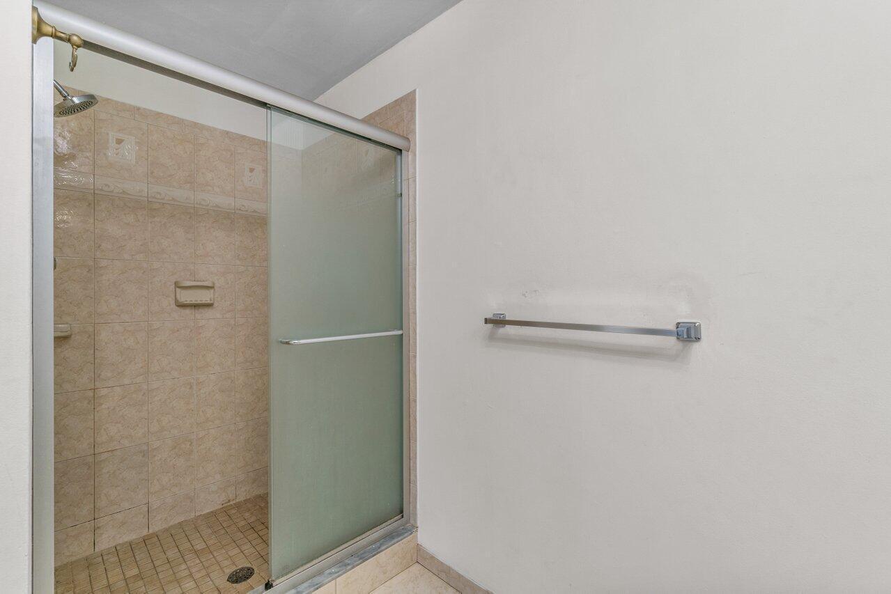 1149 Nw 13th Street 5 Property Photo 18