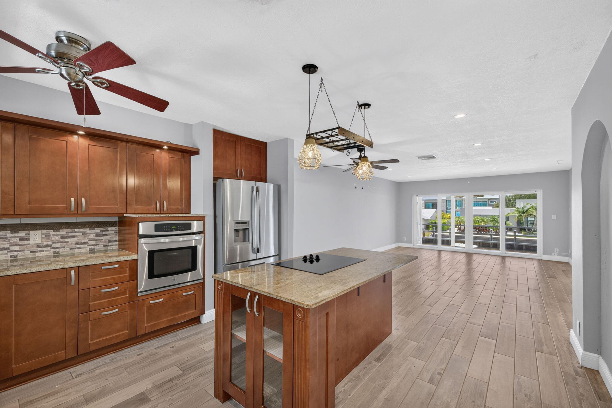 2820 NE 30th Street 9