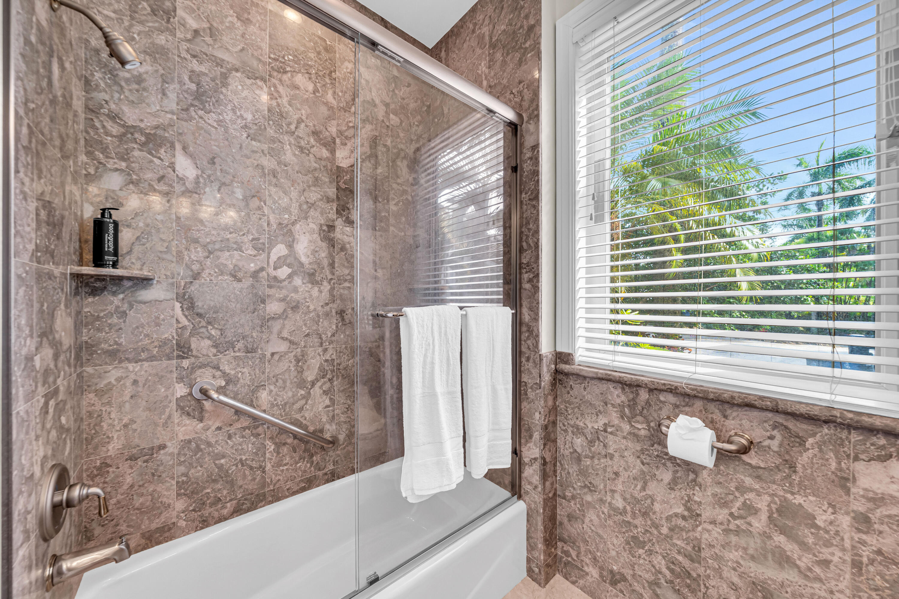 3005 Ne 19th Street Property Photo 43