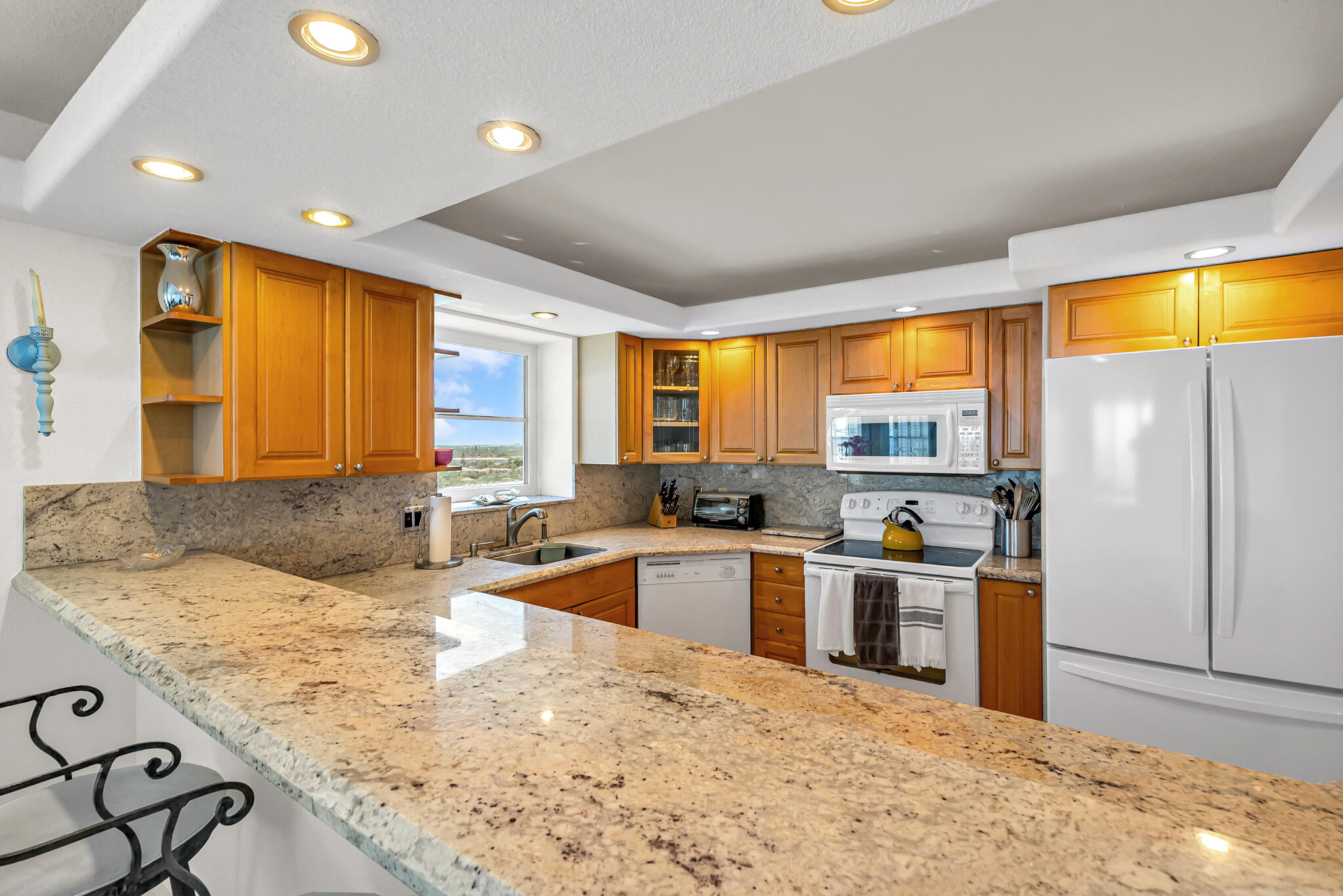 3000 S Ocean Boulevard 1106 Property Photo 4
