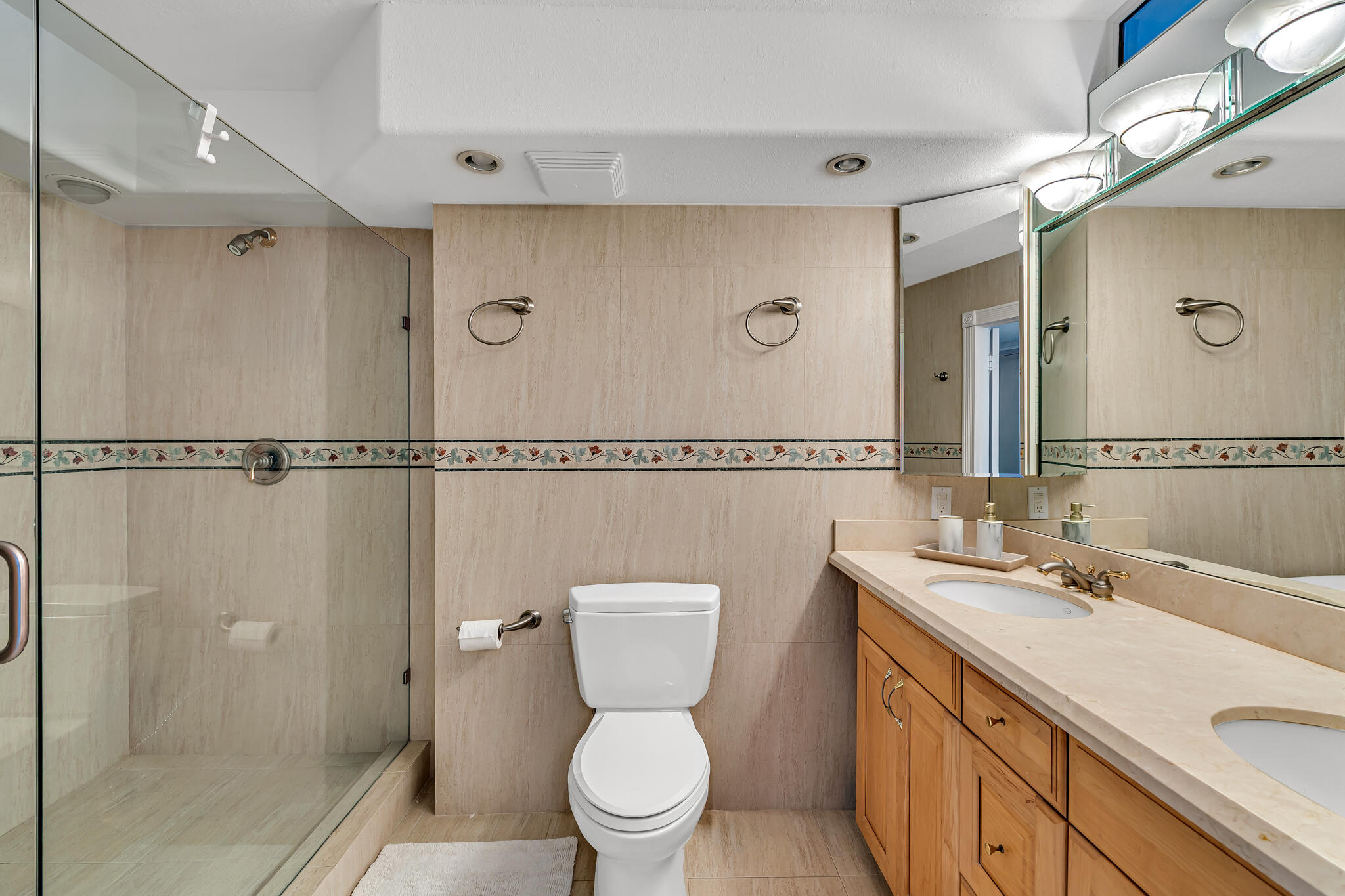 3000 S Ocean Boulevard 1106 Property Photo 10