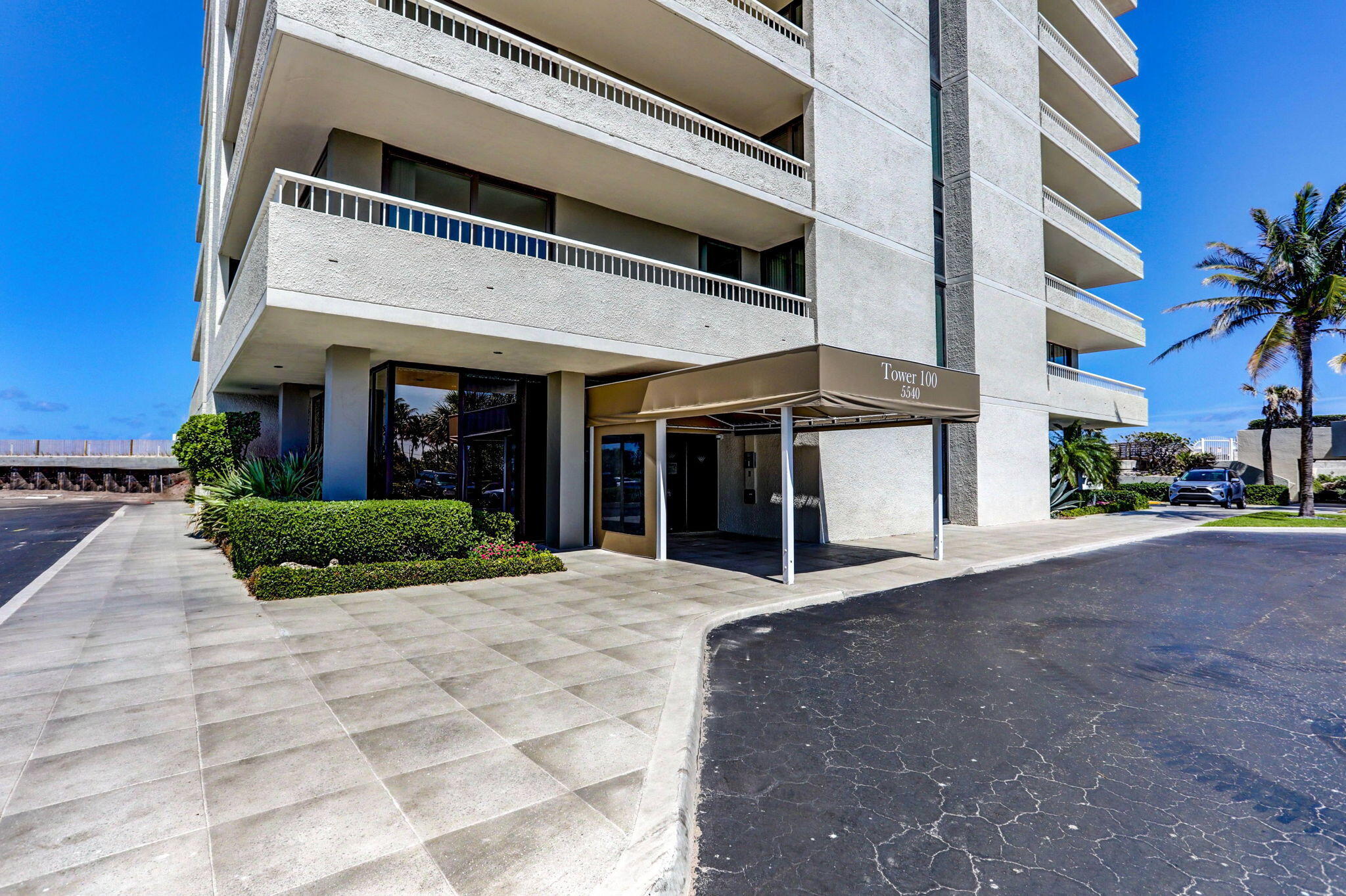5540 N Ocean Drive 14a Property Photo 71
