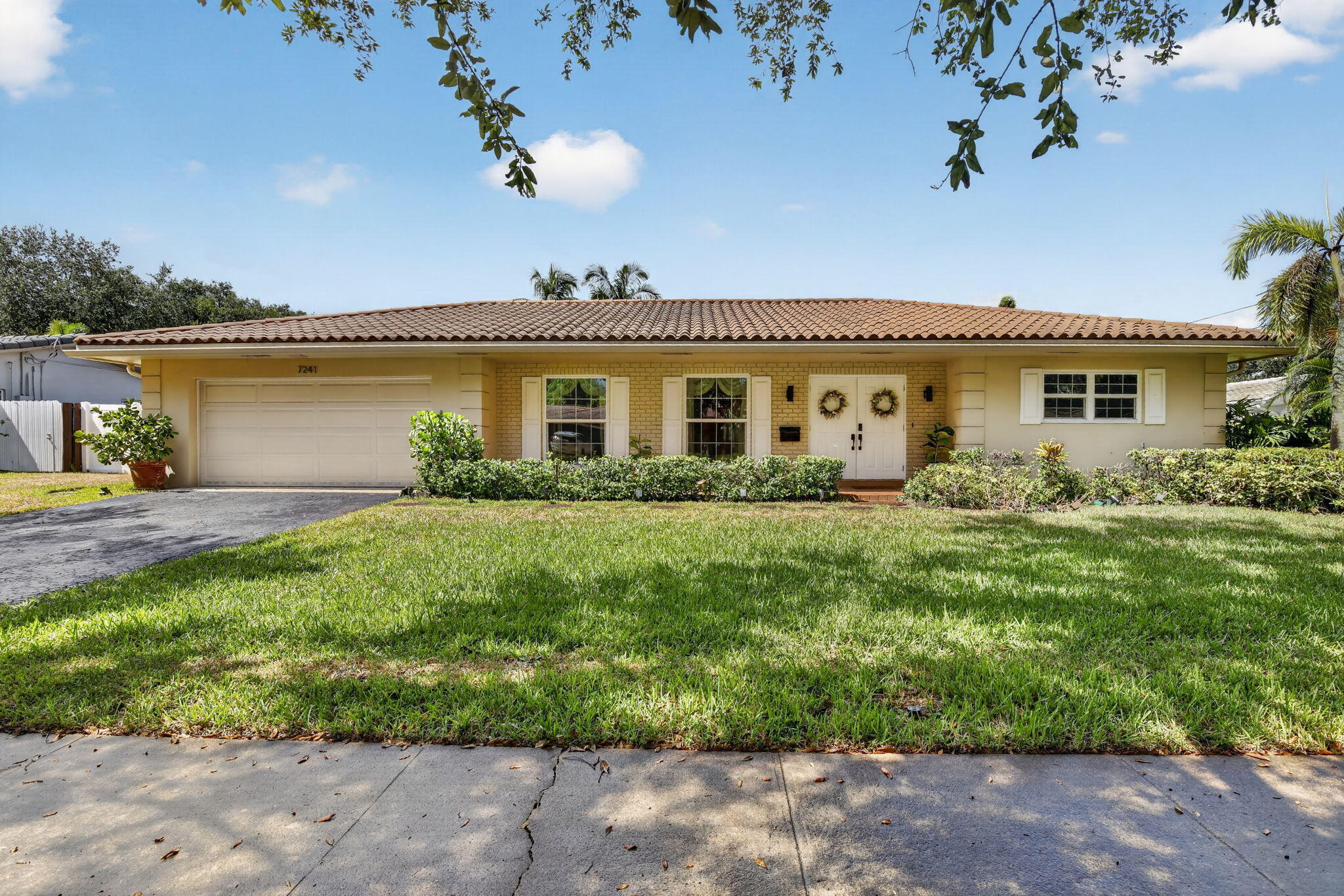 7241 NW 5TH Court