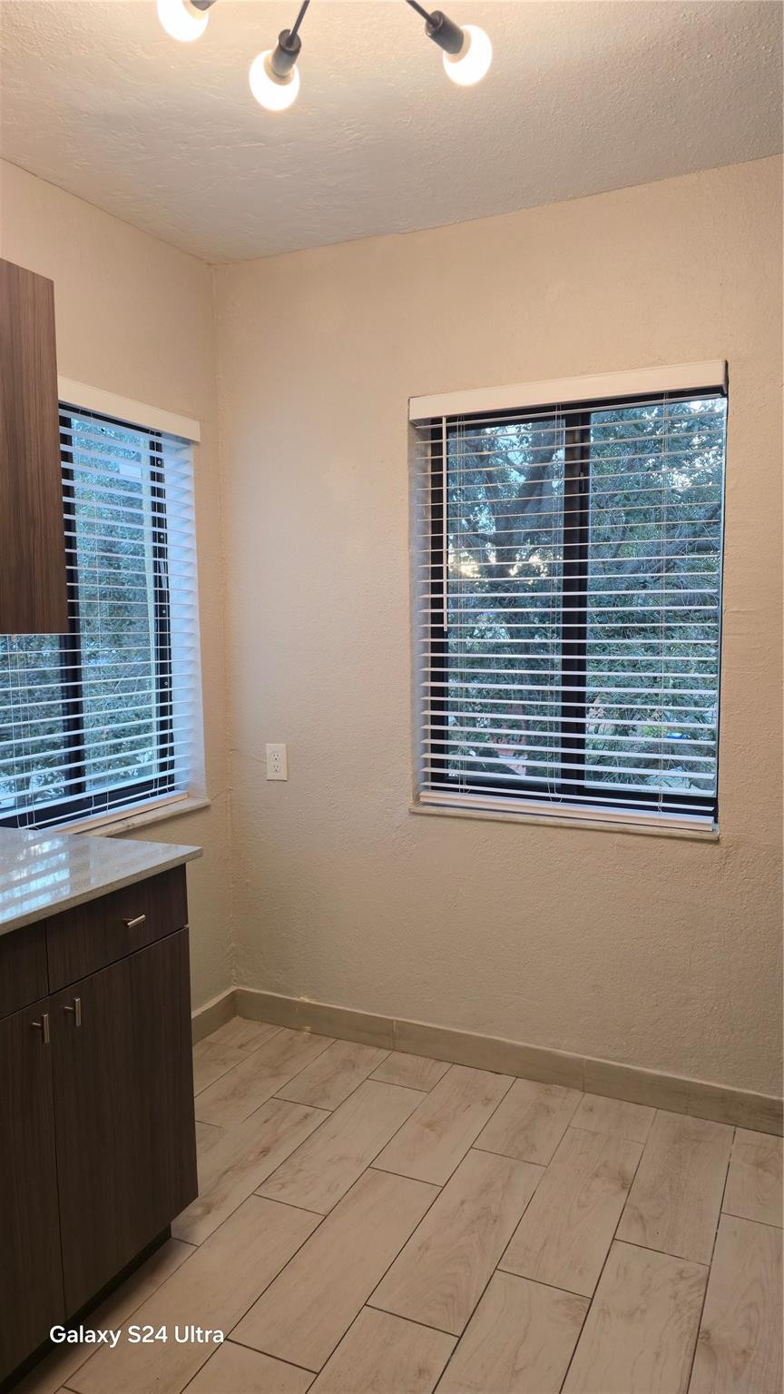 360 Nw 8th Street Property Photo 3