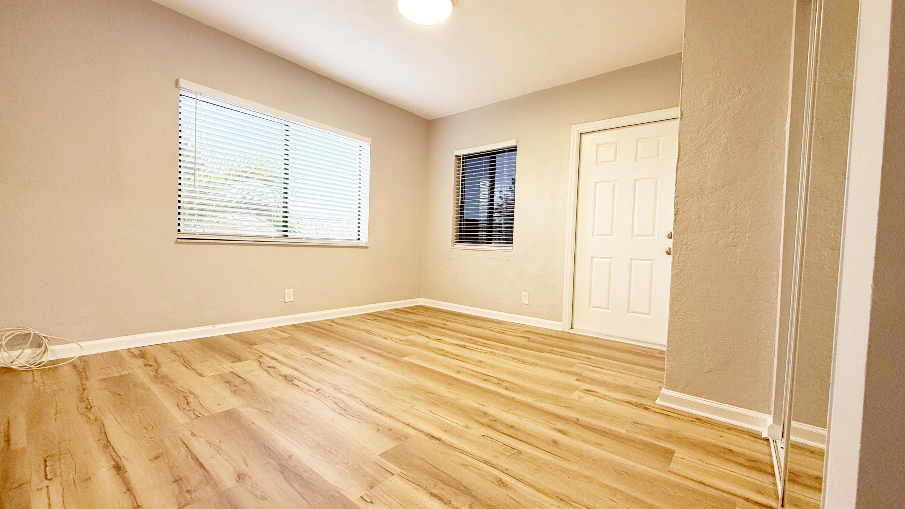 360 Nw 8th Street Property Photo 10