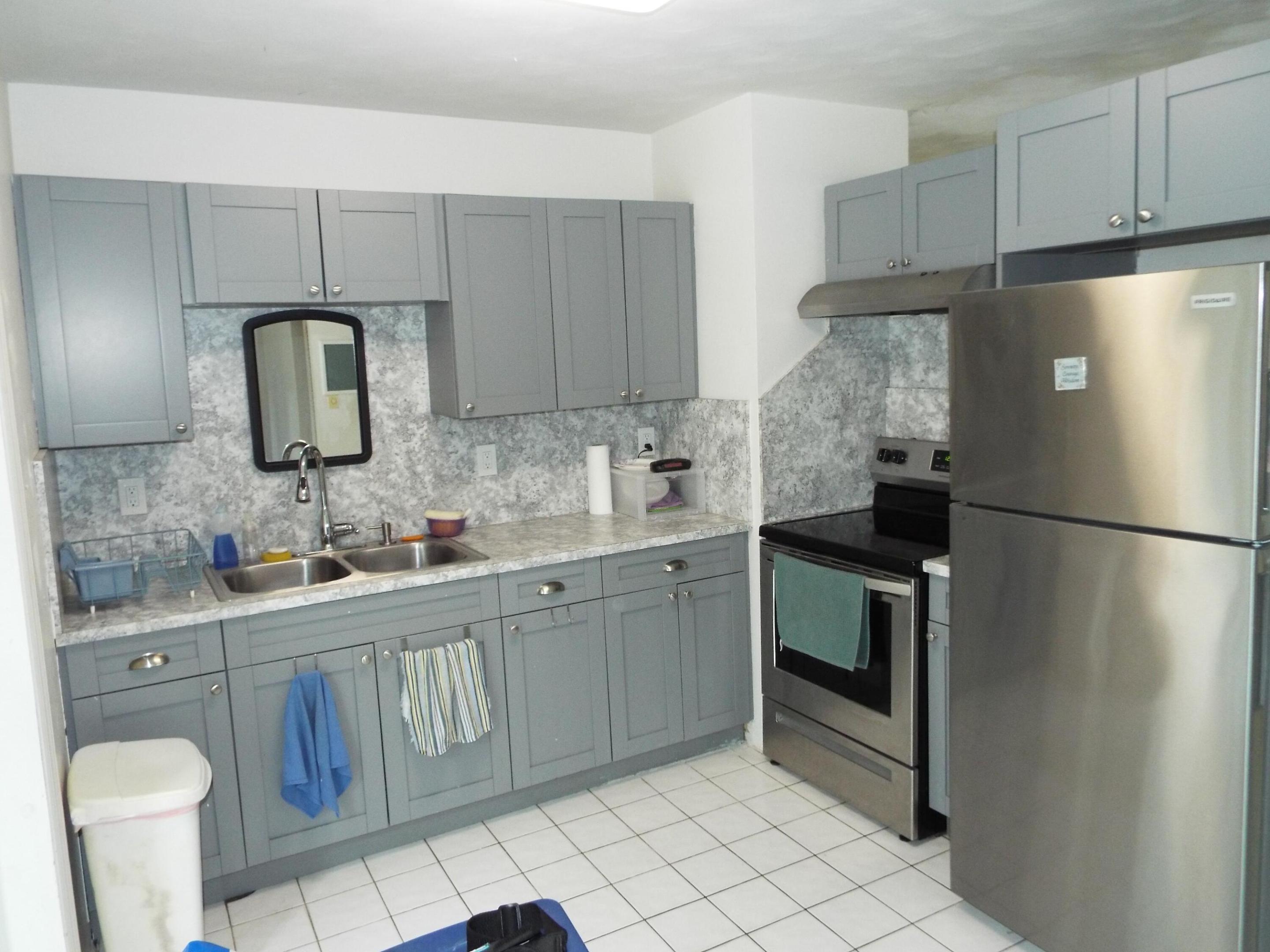 2600 Sw 5th Street Property Photo 4