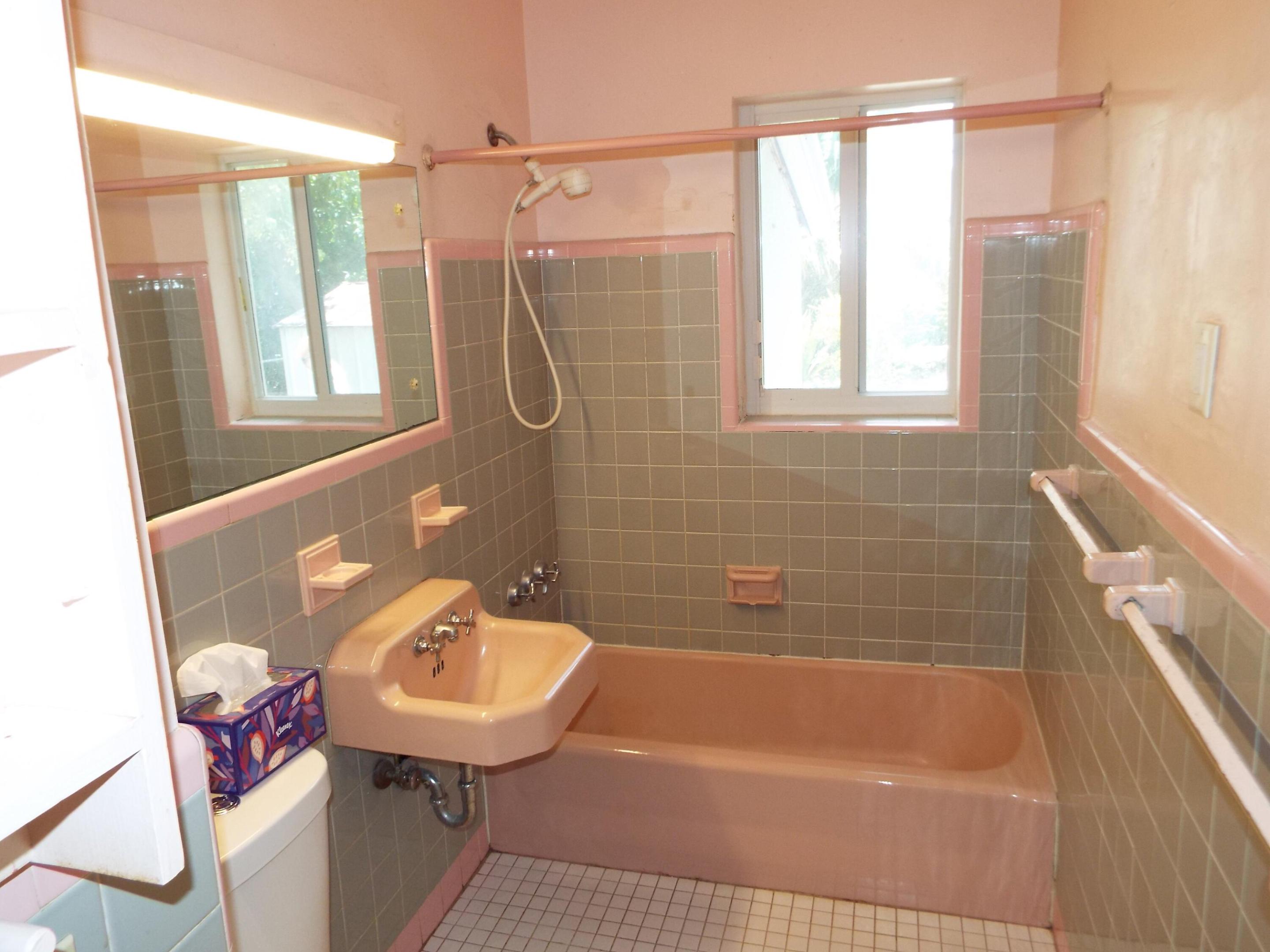 2600 Sw 5th Street Property Photo 6